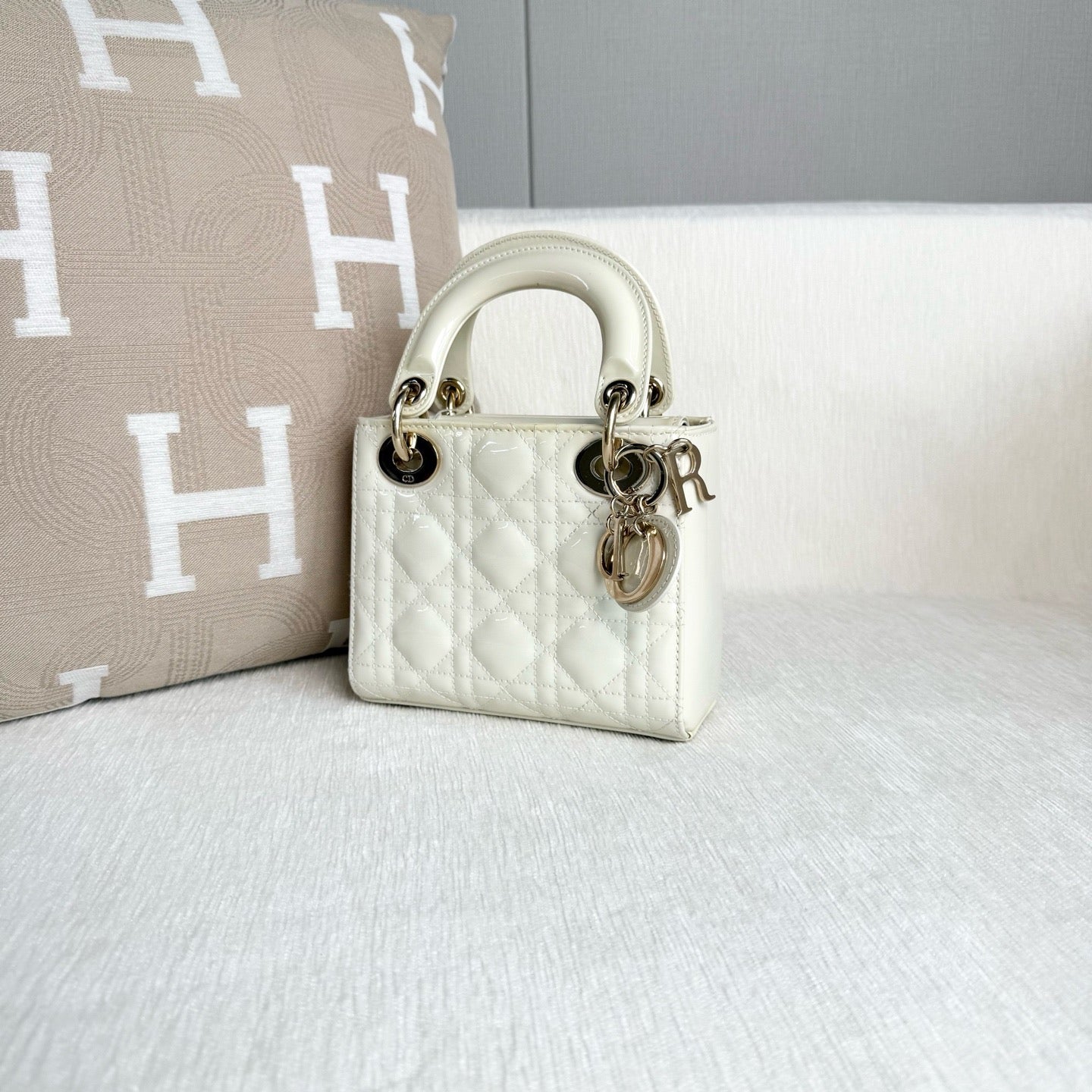 Dior - Lady Dior - Patent leather - Beige - (mini)