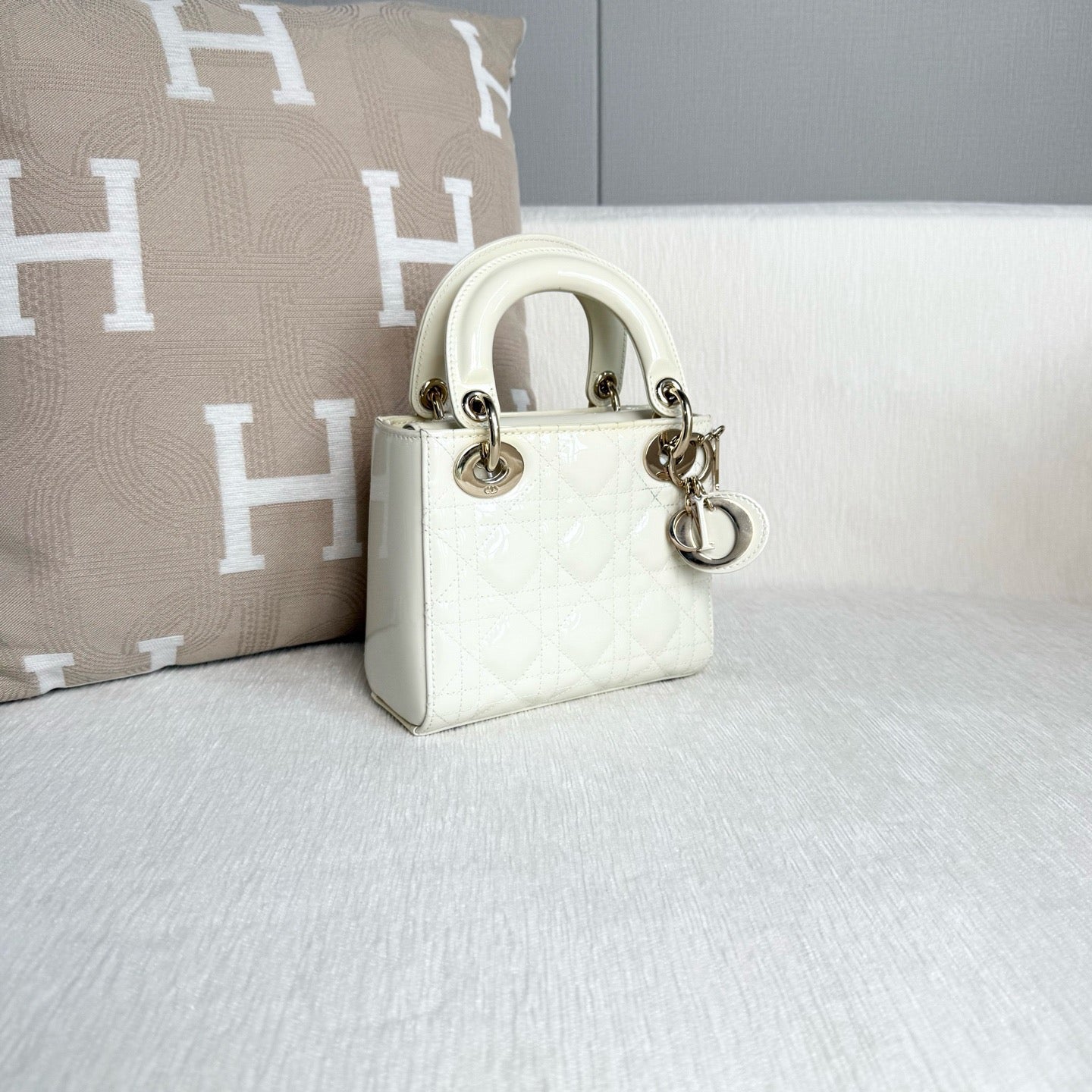 Dior - Lady Dior - Patent leather - Beige - (mini)