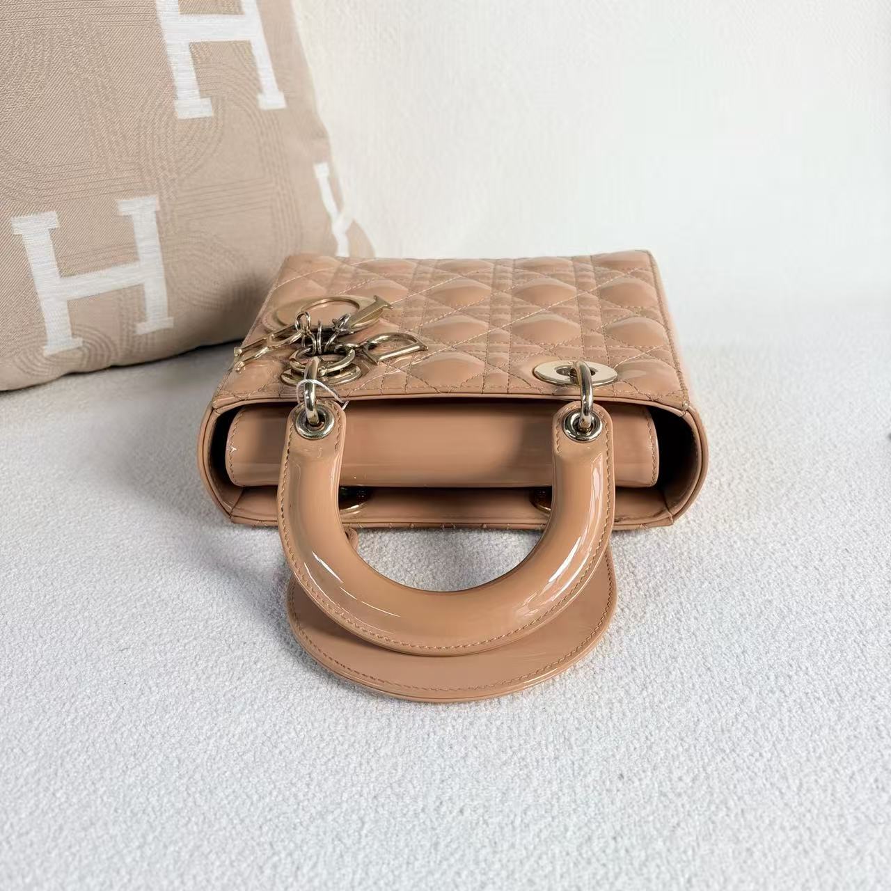 Dior - Lady Dior - Patent leather - Beige - (Mini)