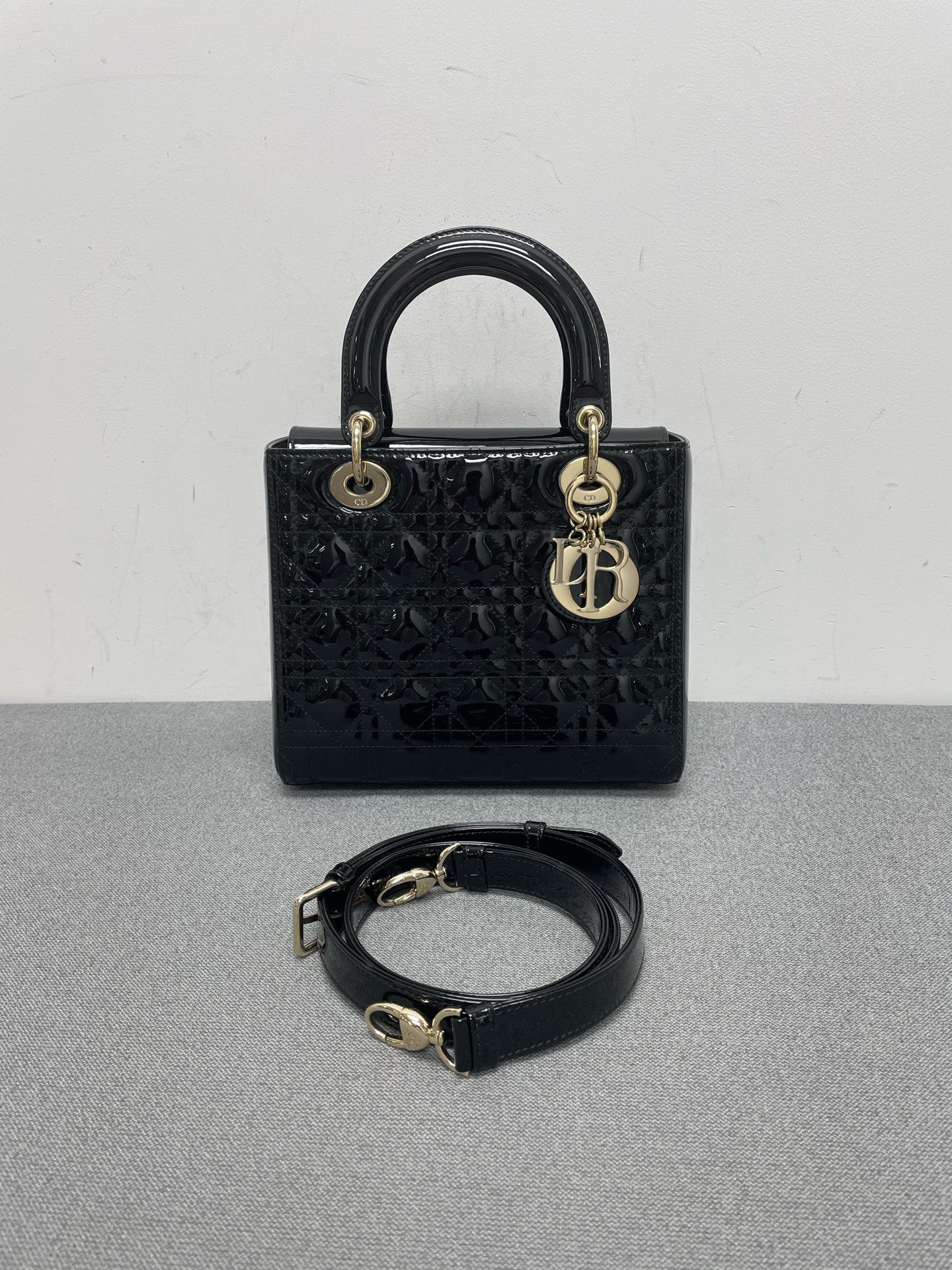 Dior - Lady Dior - Patent leather - Black - (medium)