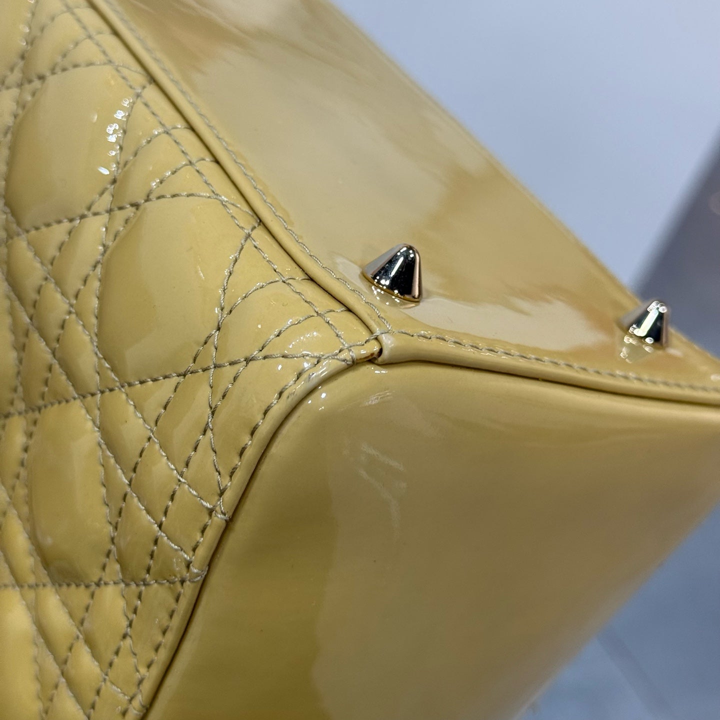 Dior - Lady Dior - Patent leather - Brown - (medium)