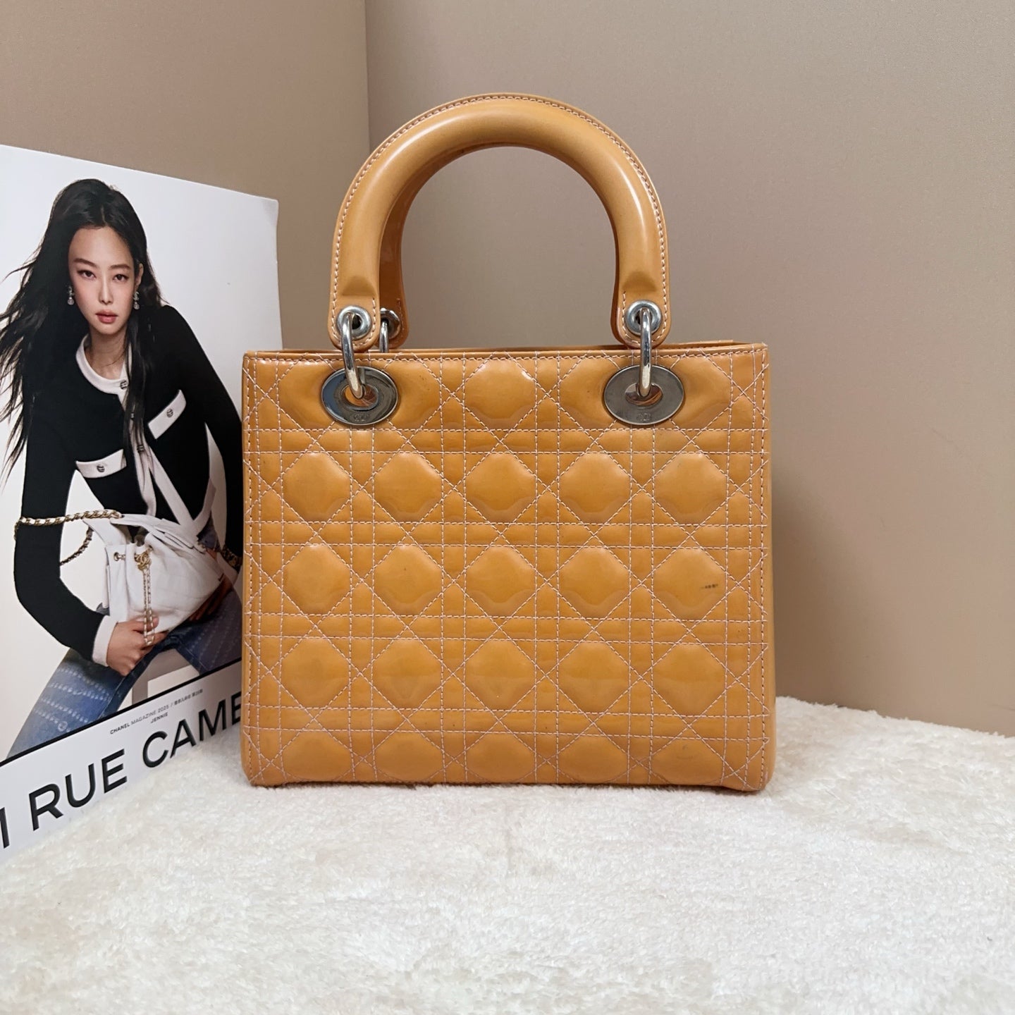 Dior - Lady Dior - Patent leather - Camel - (Medium)