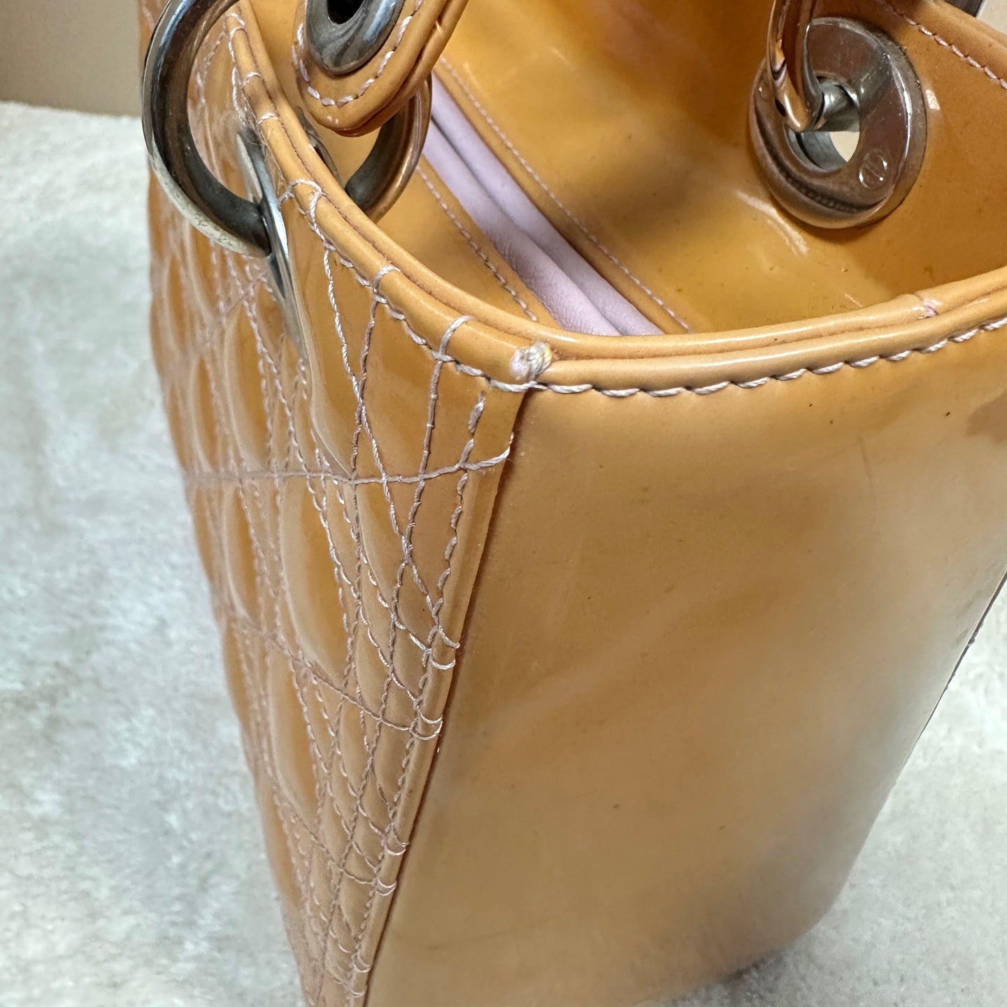 Dior - Lady Dior - Patent leather - Camel - (Medium)