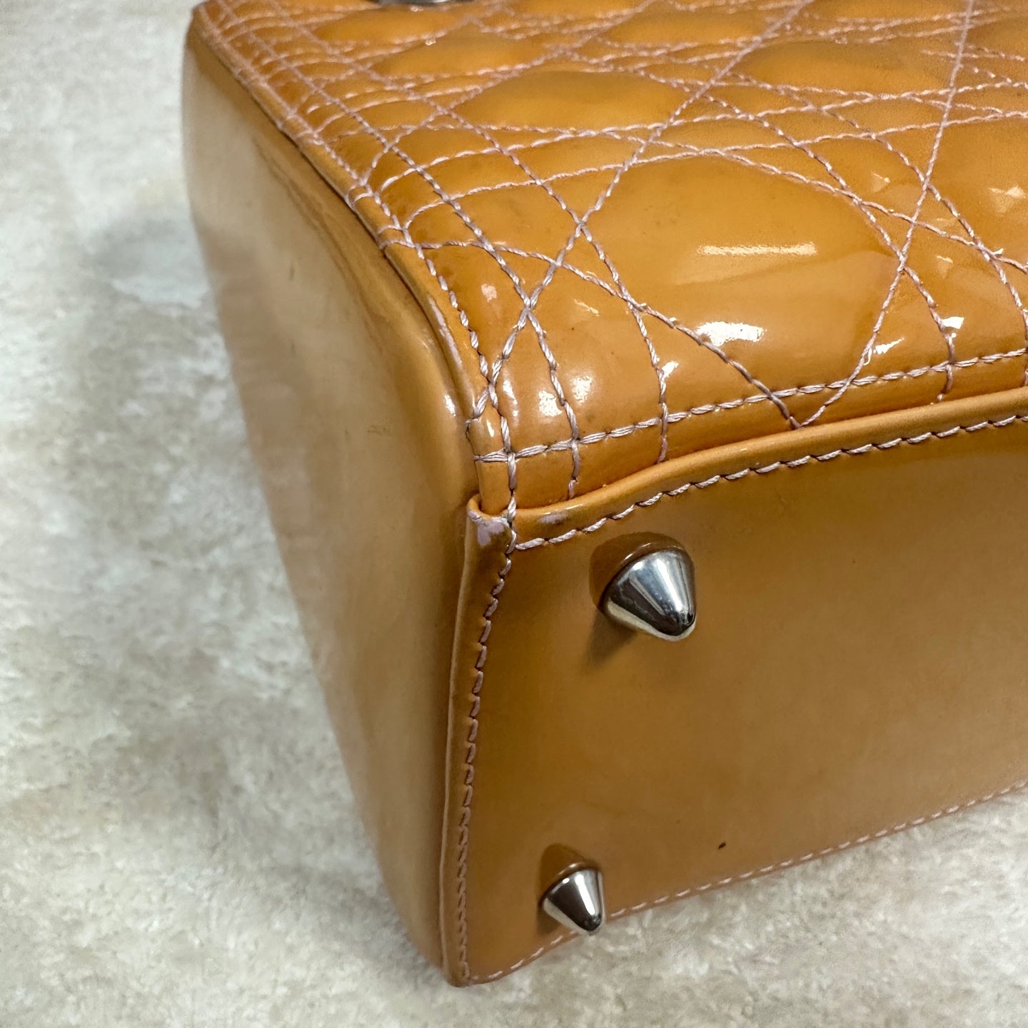 Dior - Lady Dior - Patent leather - Camel - (Medium)