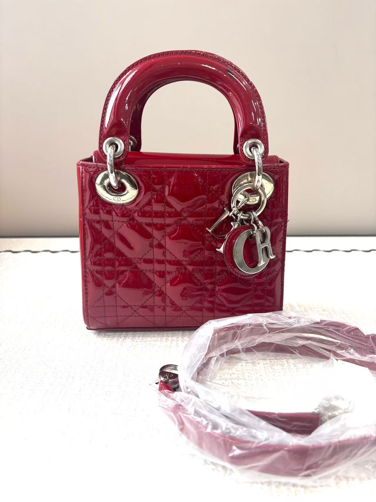 Dior - Lady Dior - Patent leather cowhide - Red - (mini)