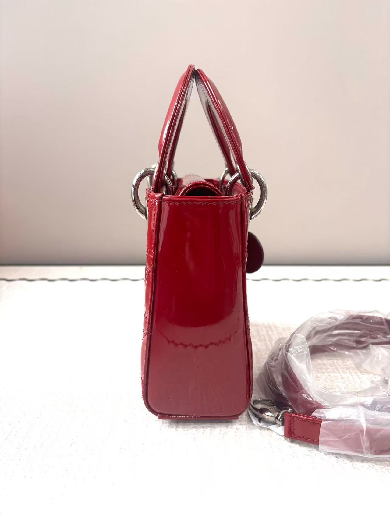 Dior - Lady Dior - Patent leather cowhide - Red - (mini)