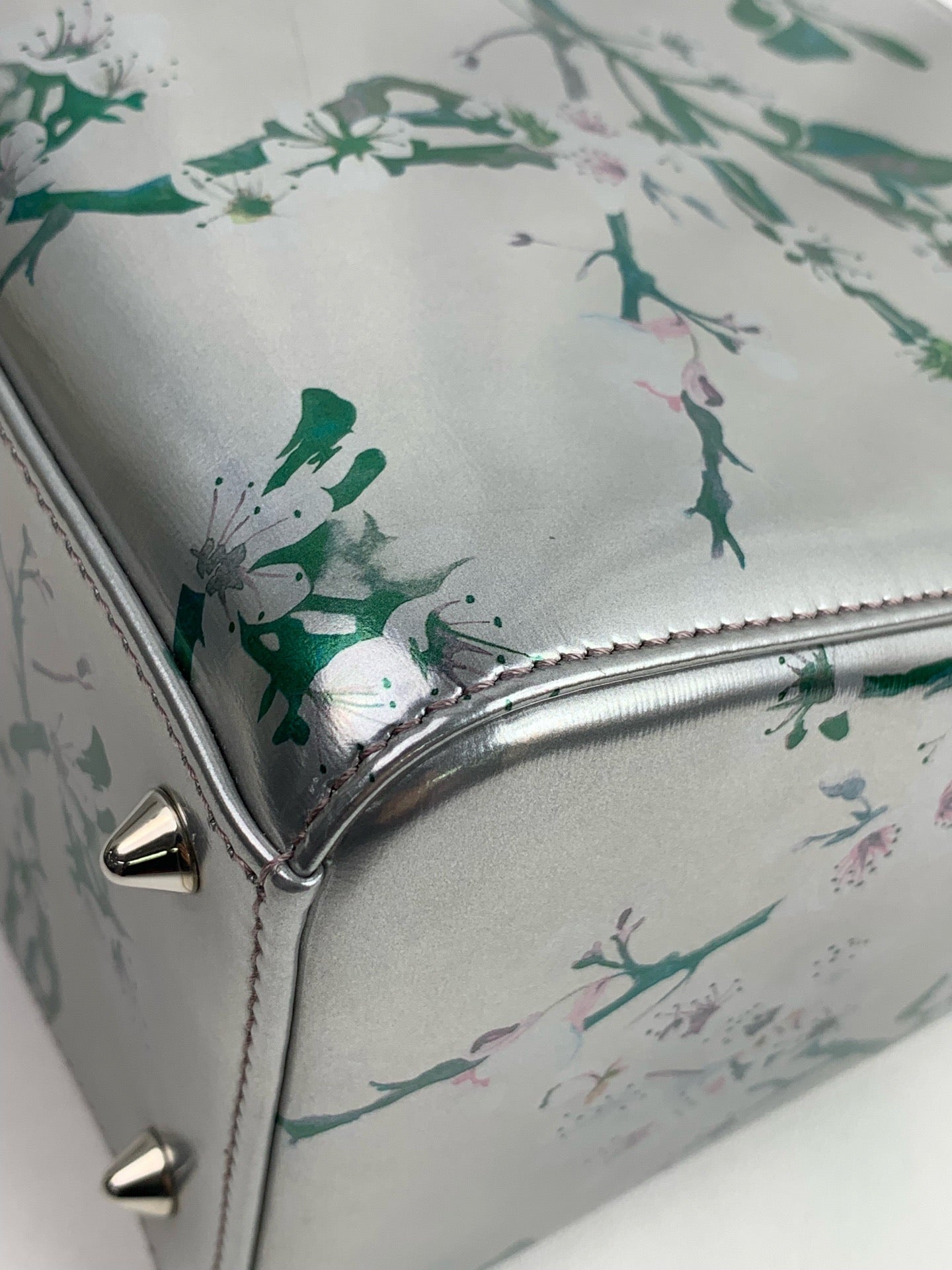 Dior - Lady Dior - Patent leather - Silver - (Medium)