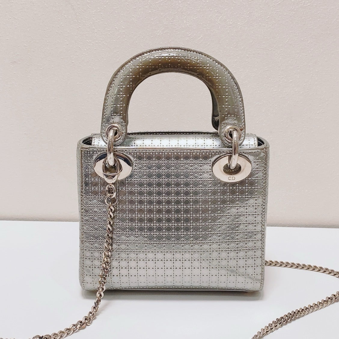 Dior - Lady Dior - Patent leather - Silver - (mini)
