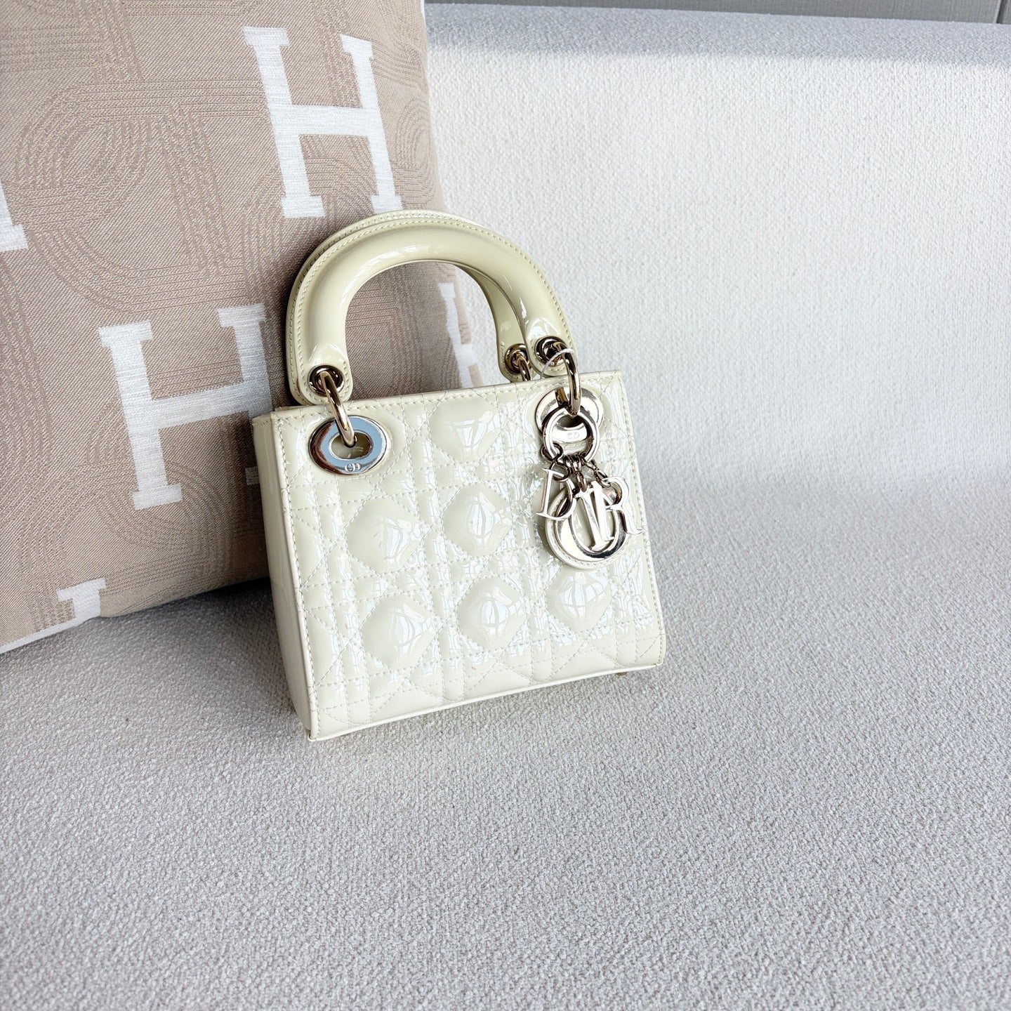 Dior - Lady Dior - Patent leather - White - (mini)