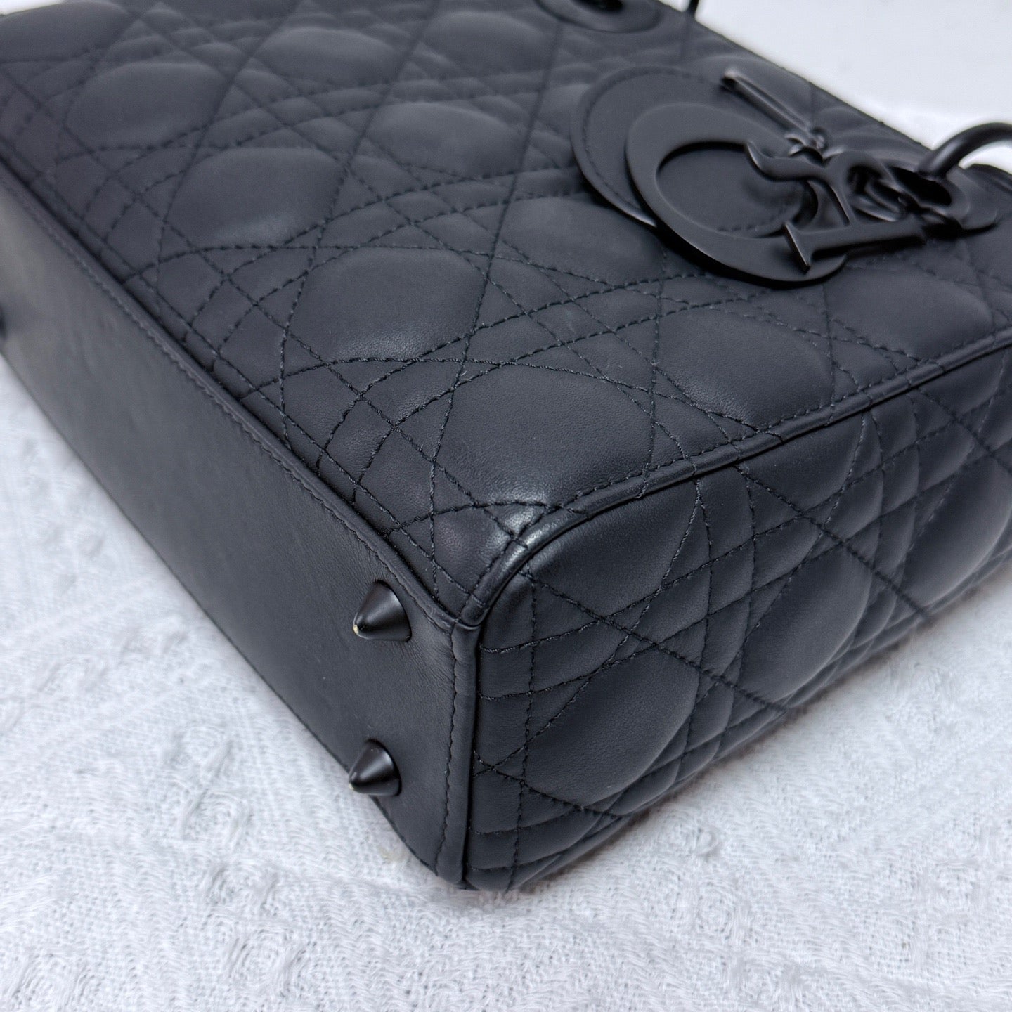 Dior - Lady Dior Small - Matte calfskin leather - Black - (Small)