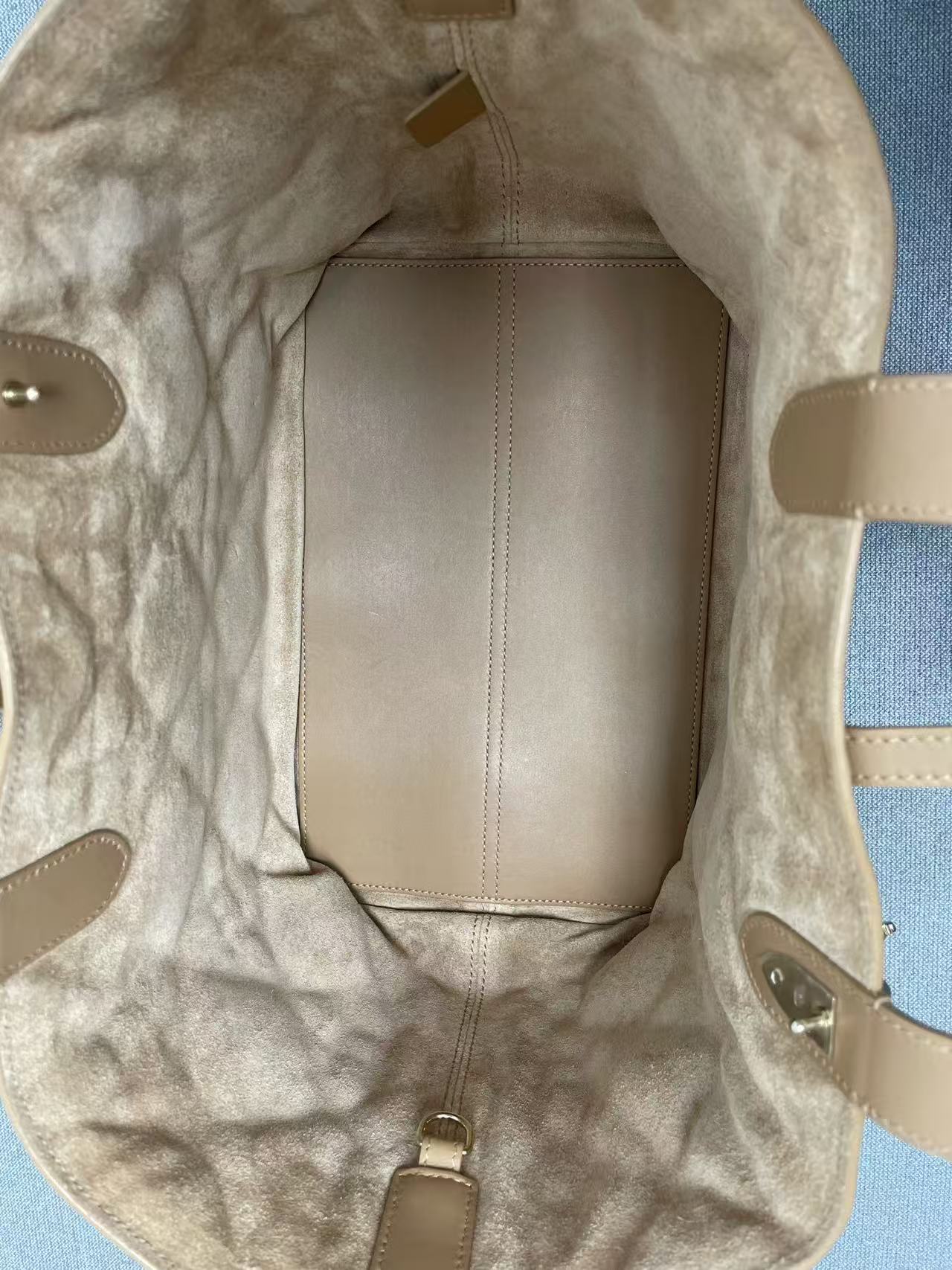 Dior - Lady Dior Tote - Lambskin leather - Camel - (Medium)