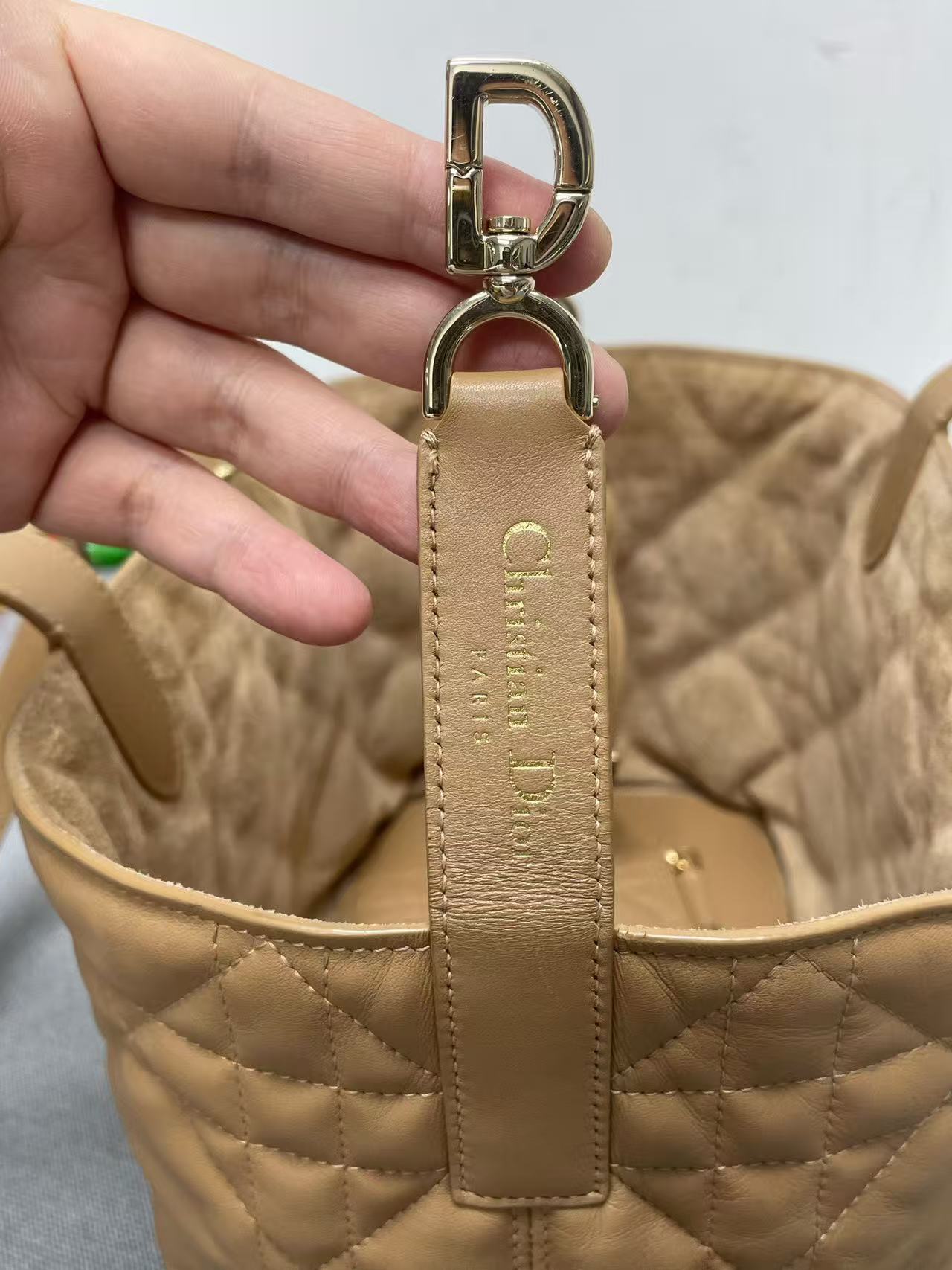 Dior - Lady Dior Tote - Lambskin leather - Camel - (Medium)