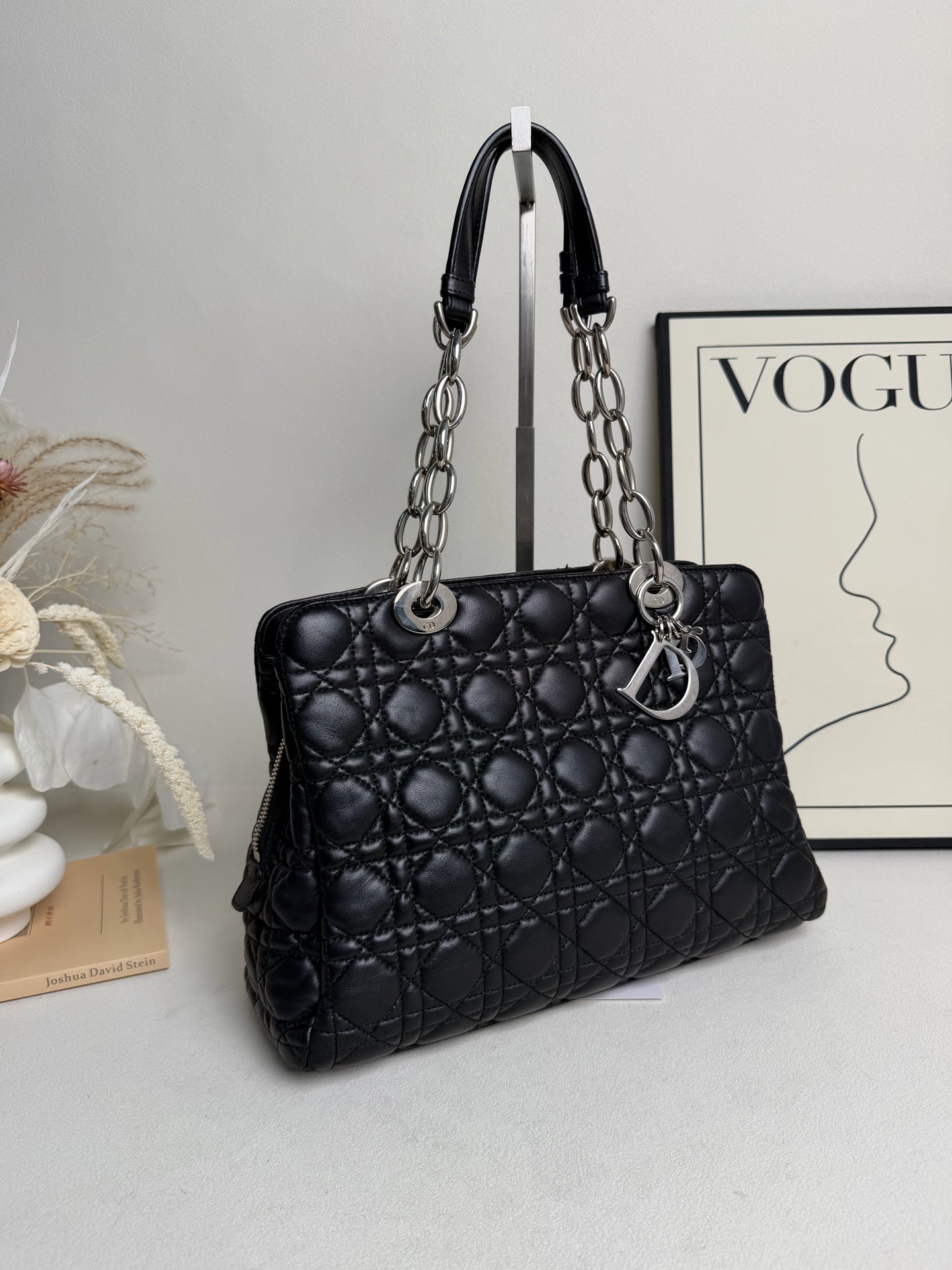 Dior - Lady Dior Tote - Leather - Black - (Medium)