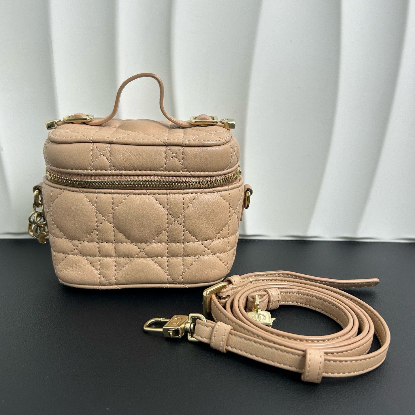 Dior - Lady Vanity - Lambskin leather - Nude Pink with Light Gold-Tone Hardware - (mini)