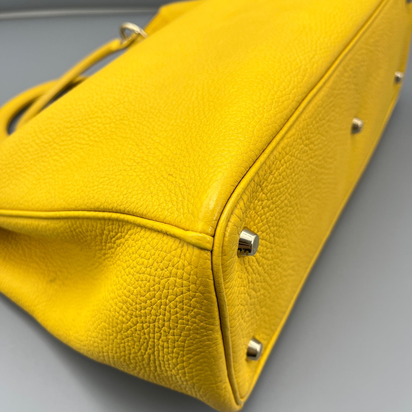 Dior - Large Tote with Pouch - Grained leather - Yellow - (large)