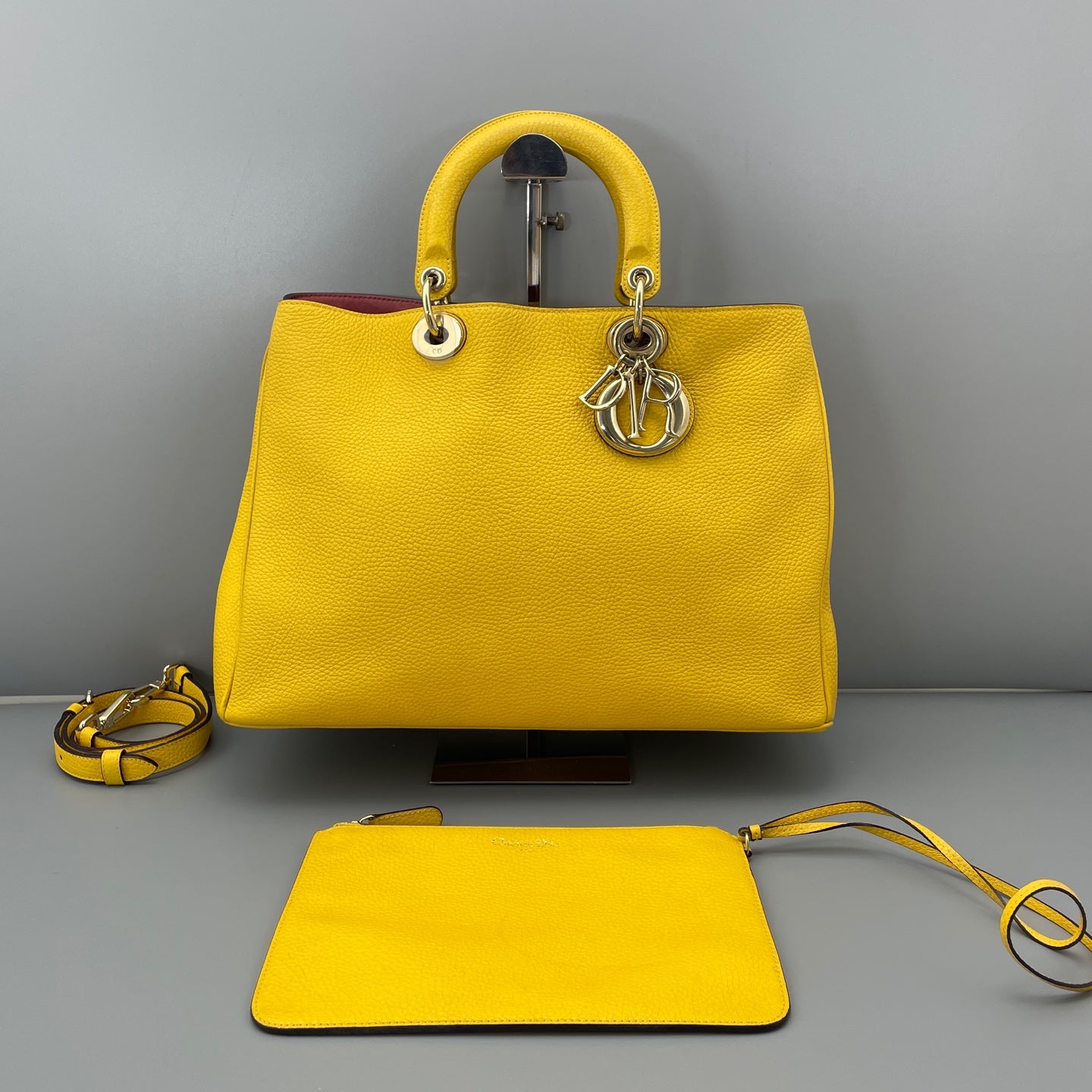Dior - Large Tote with Pouch - Grained leather - Yellow - (large)