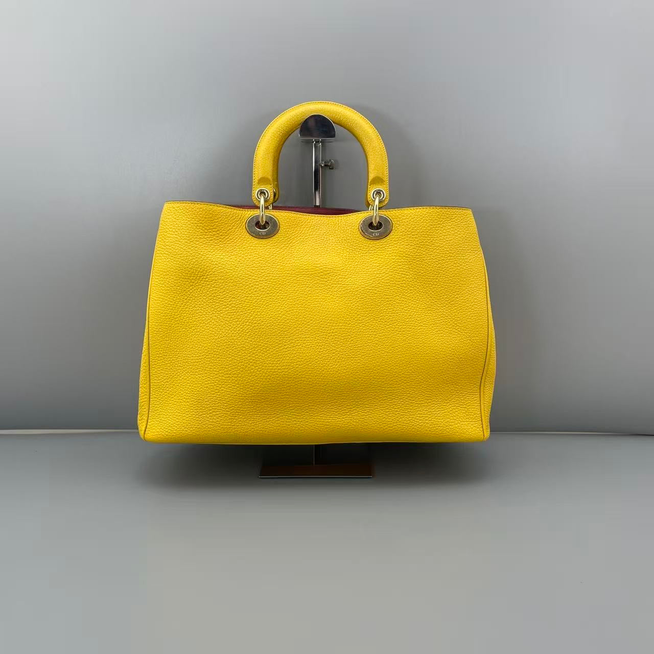 Dior - Large Tote with Pouch - Grained leather - Yellow - (large)