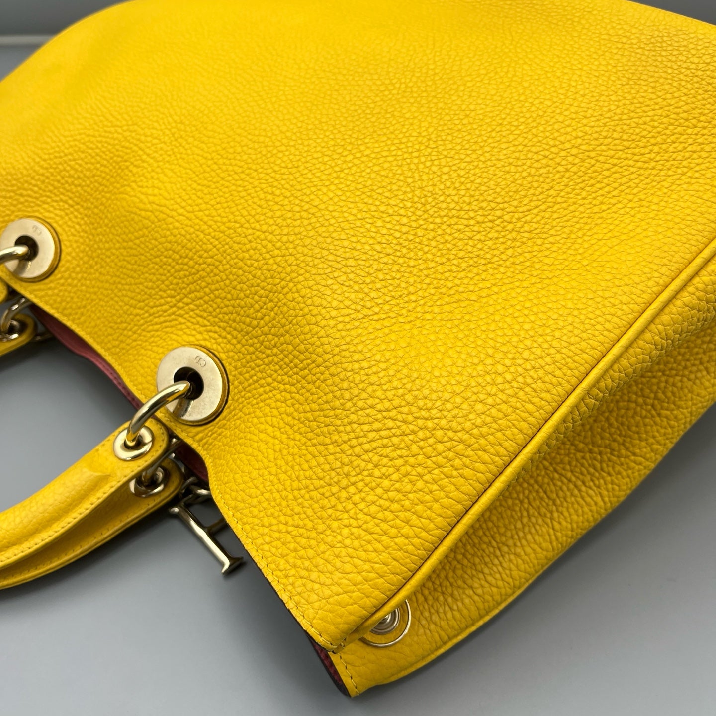 Dior - Large Tote with Pouch - Grained leather - Yellow - (large)