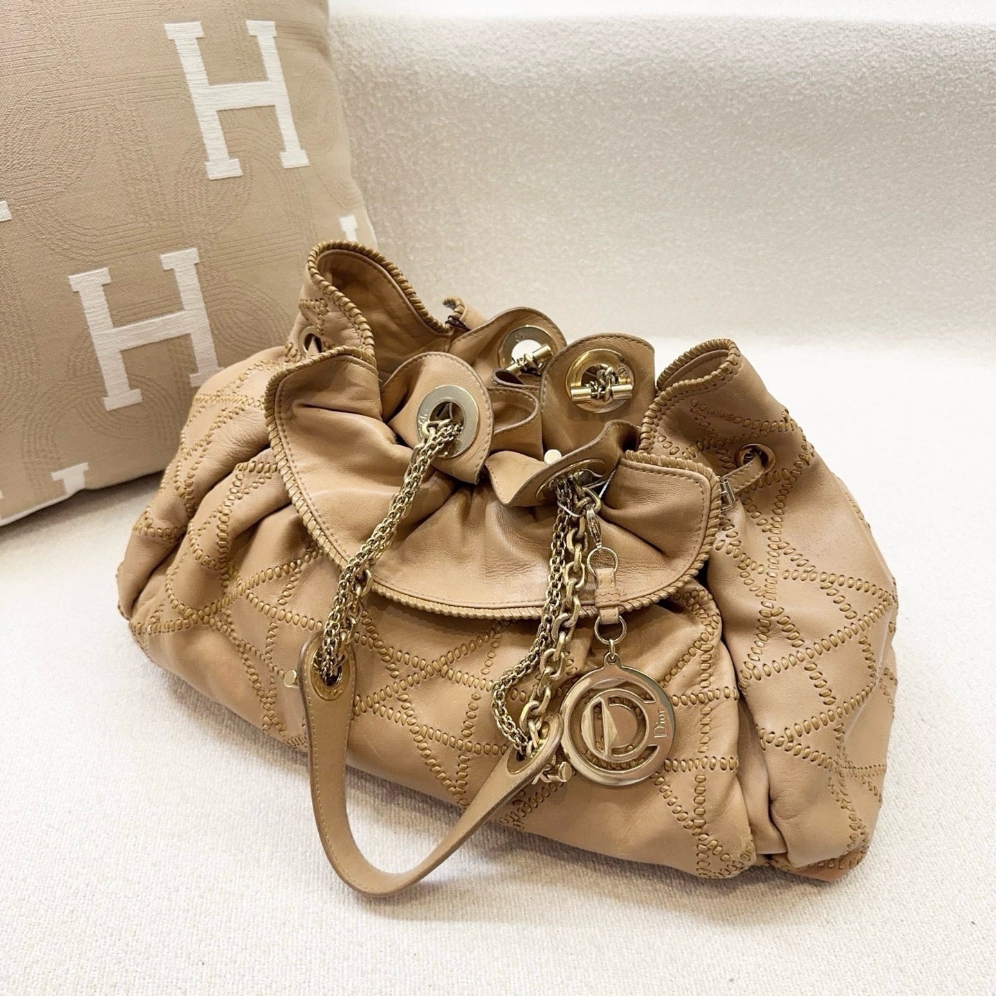 Dior - Le Trente - Lambskin leather - Beige with Gold-Tone Hardware - (Large)