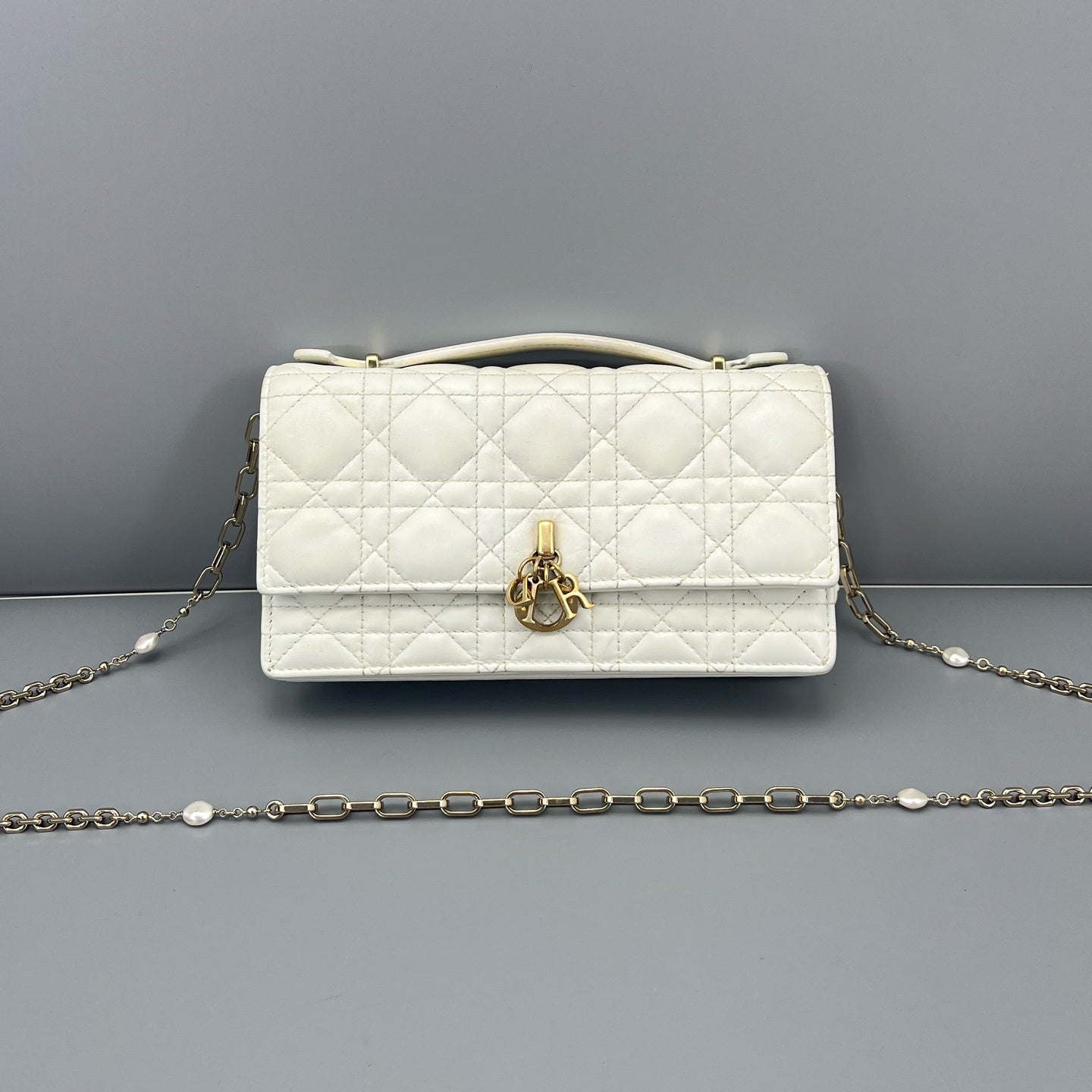 Dior - Miss Dior - Leather - White