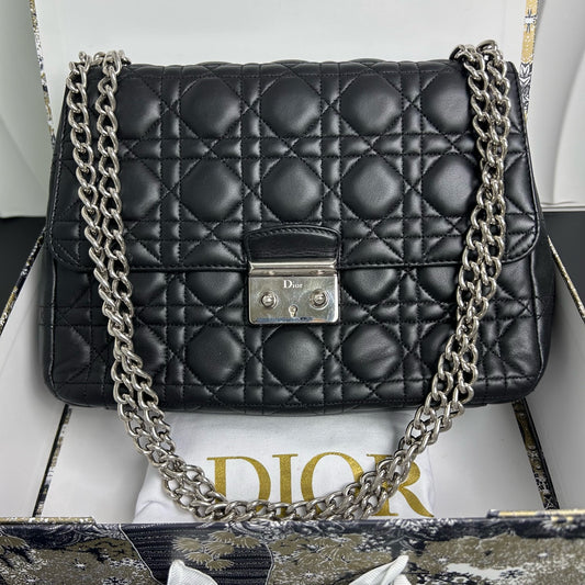 Dior - Miss Dior Flap Bag - Quilted lambskin leather - Black - (medium)