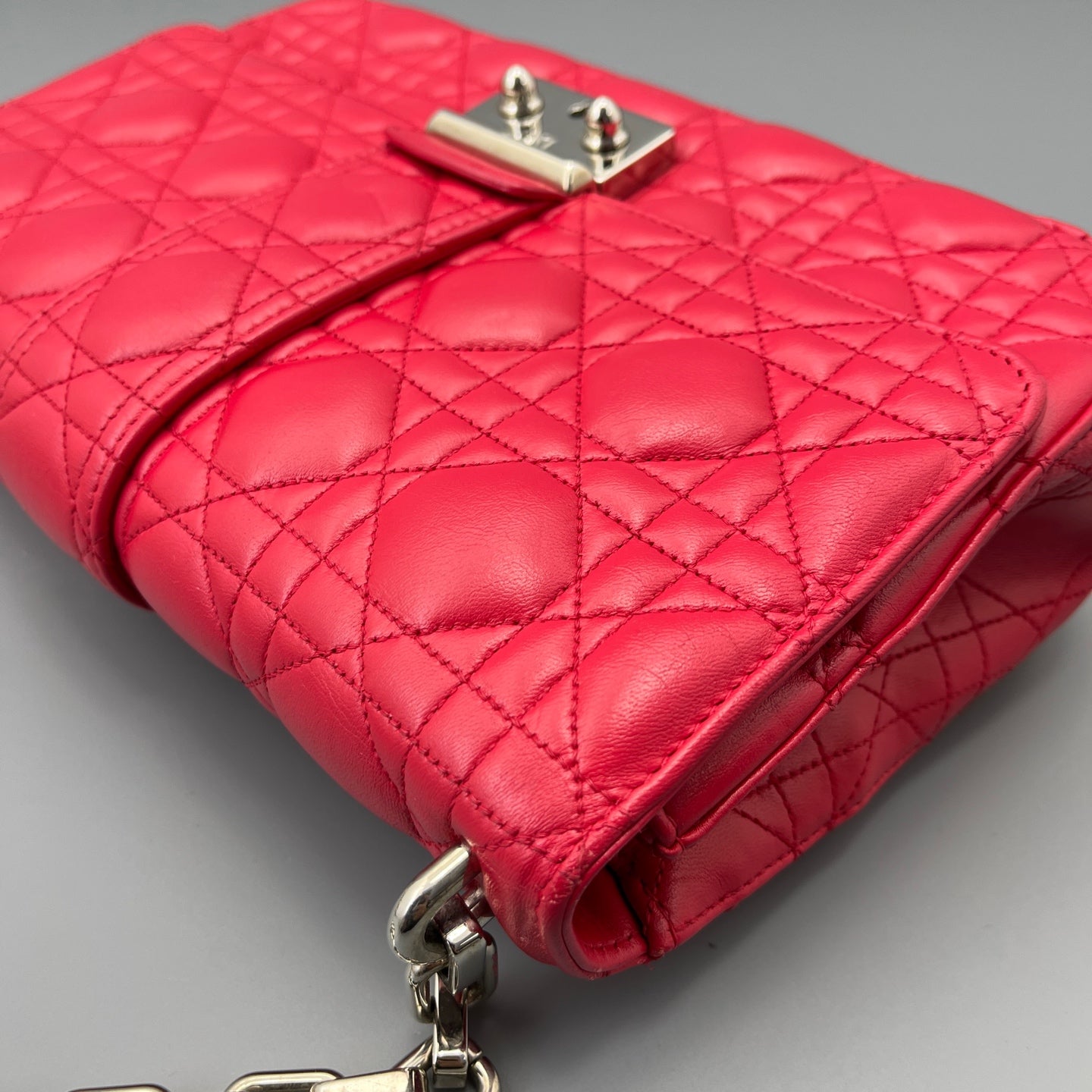 Dior - Miss Dior Quilted Chain Bag - Lambskin leather - Rose Red with Silver-Tone Hardware - (small)