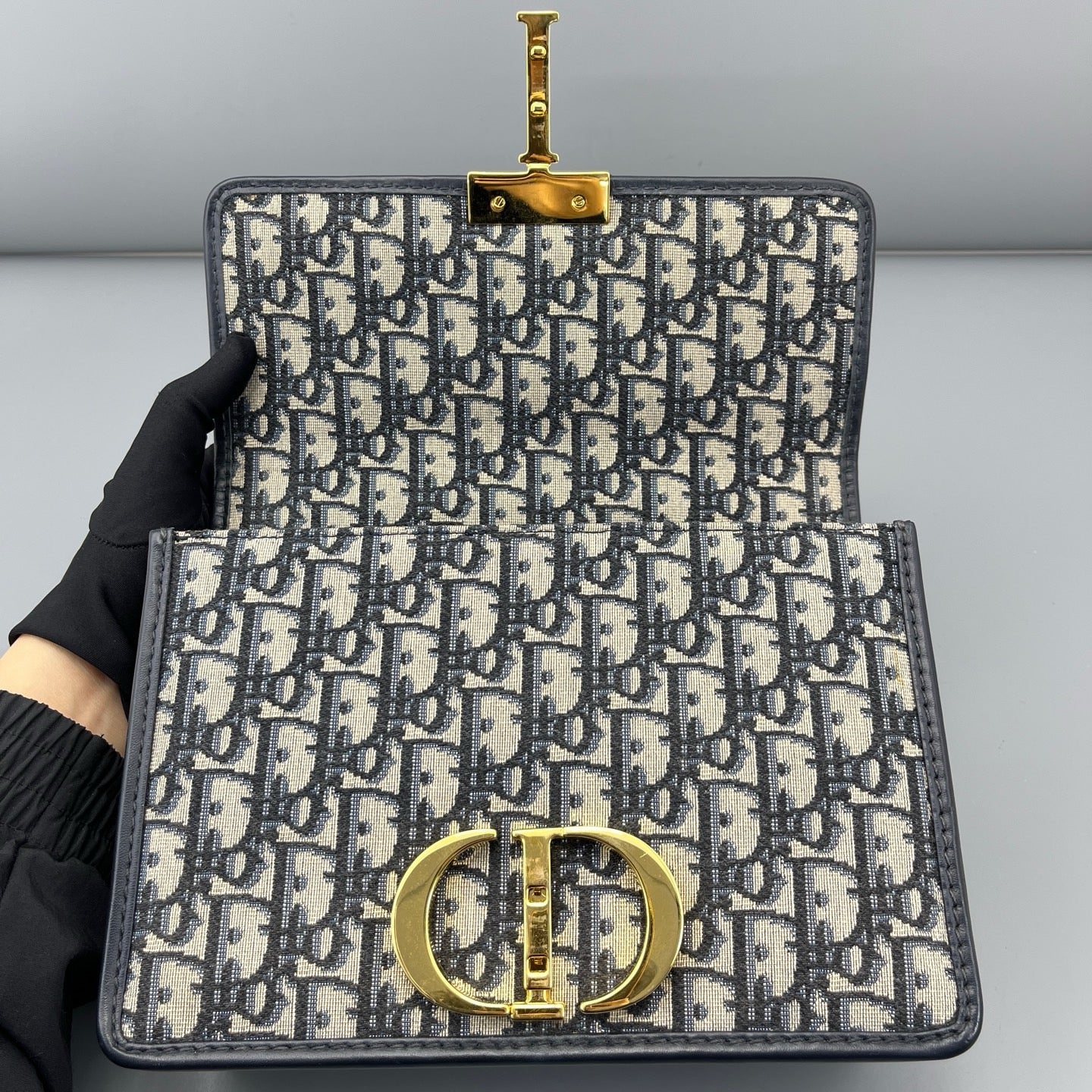Dior - Montaigne 30 - Dior Oblique canvas with leather trim - Blue with Navy Leather and Gold-Tone Hardware - (Medium)