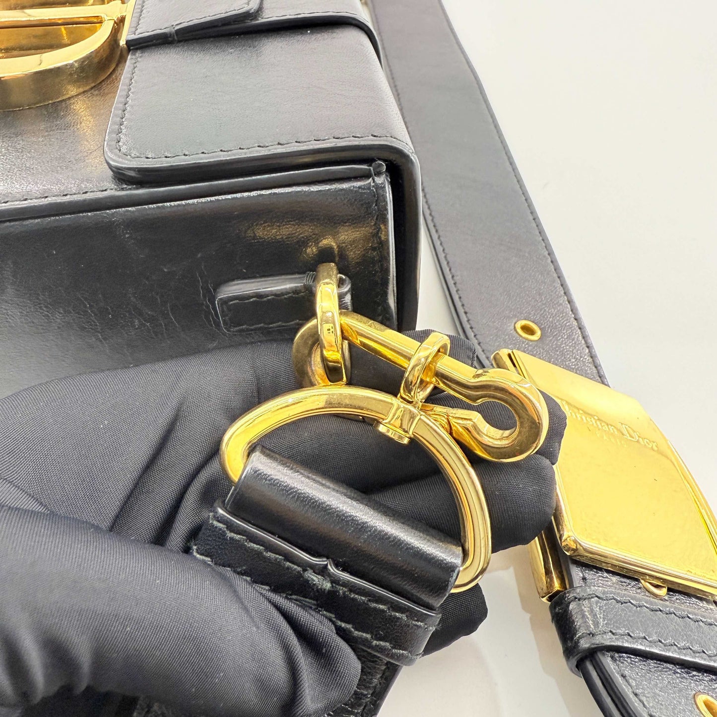 Dior - Montaigne Box - Leather - Black with Gold-Tone Hardware - (mini)