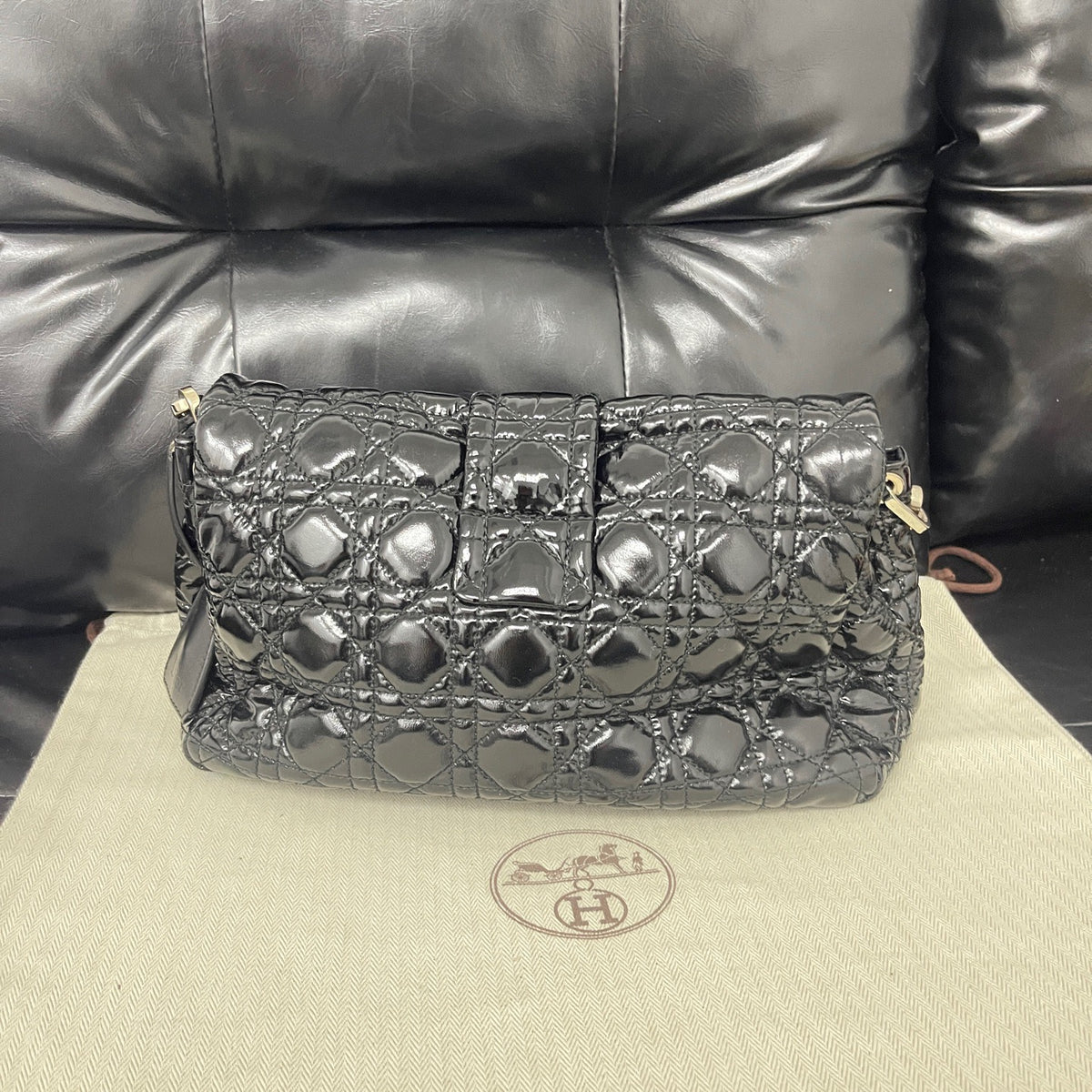 Dior - New Lock - Patent leather - Black