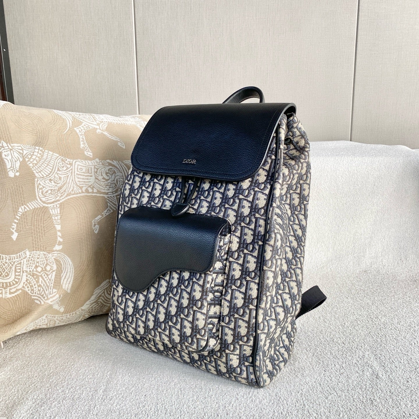 Dior - Oblique Saddle Backpack - Dior Oblique jacquard canvas with grained leather accents - Navy and Beige with Black accents - (Large)