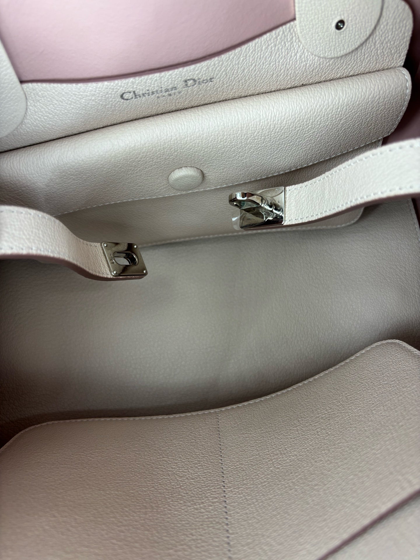 Dior - Open Bar - Leather - Pink - (medium)