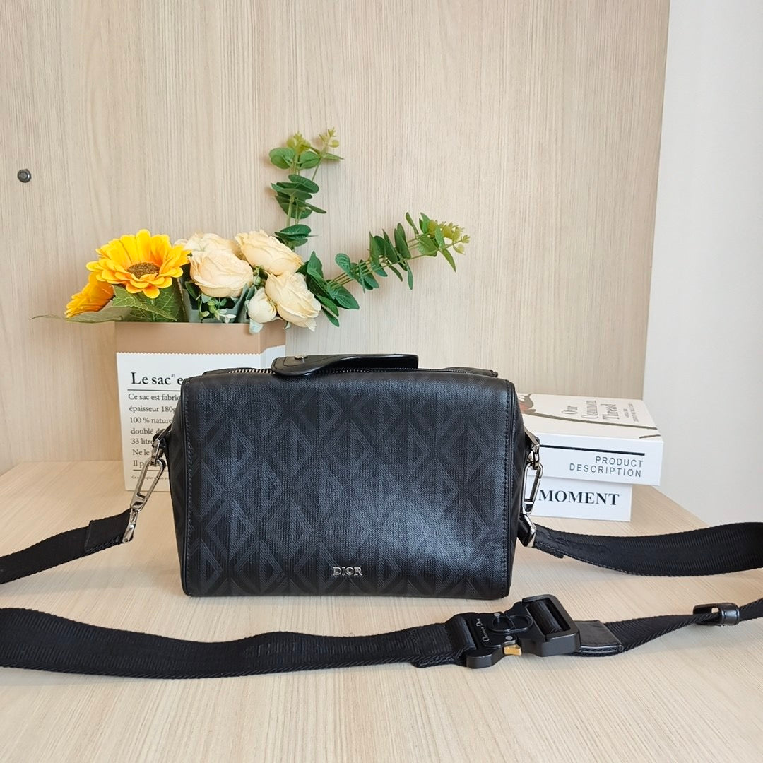 Dior - Other - Cloth - Black
