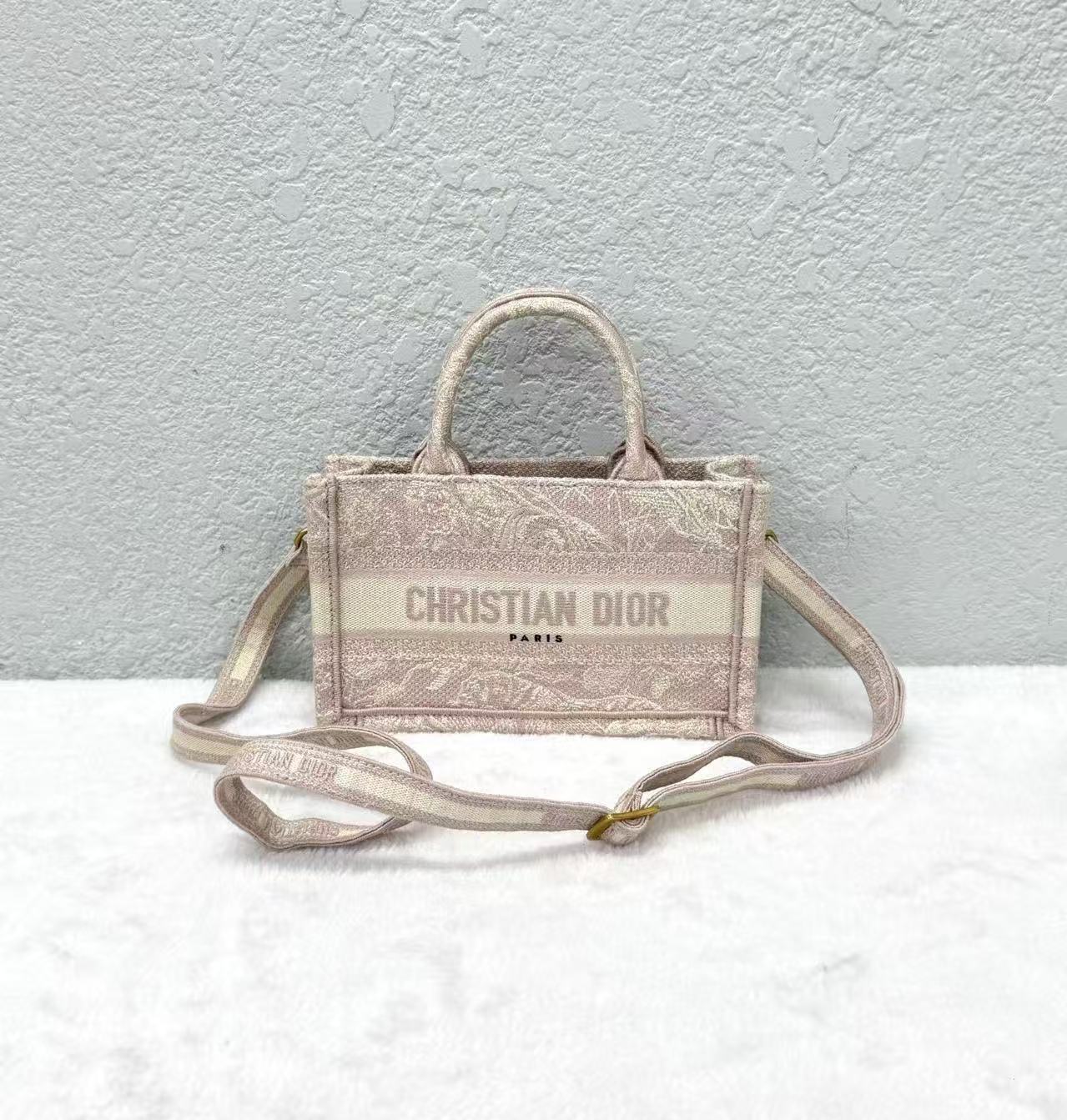 Dior - Other - Embroidered canvas - Pink - (mini)