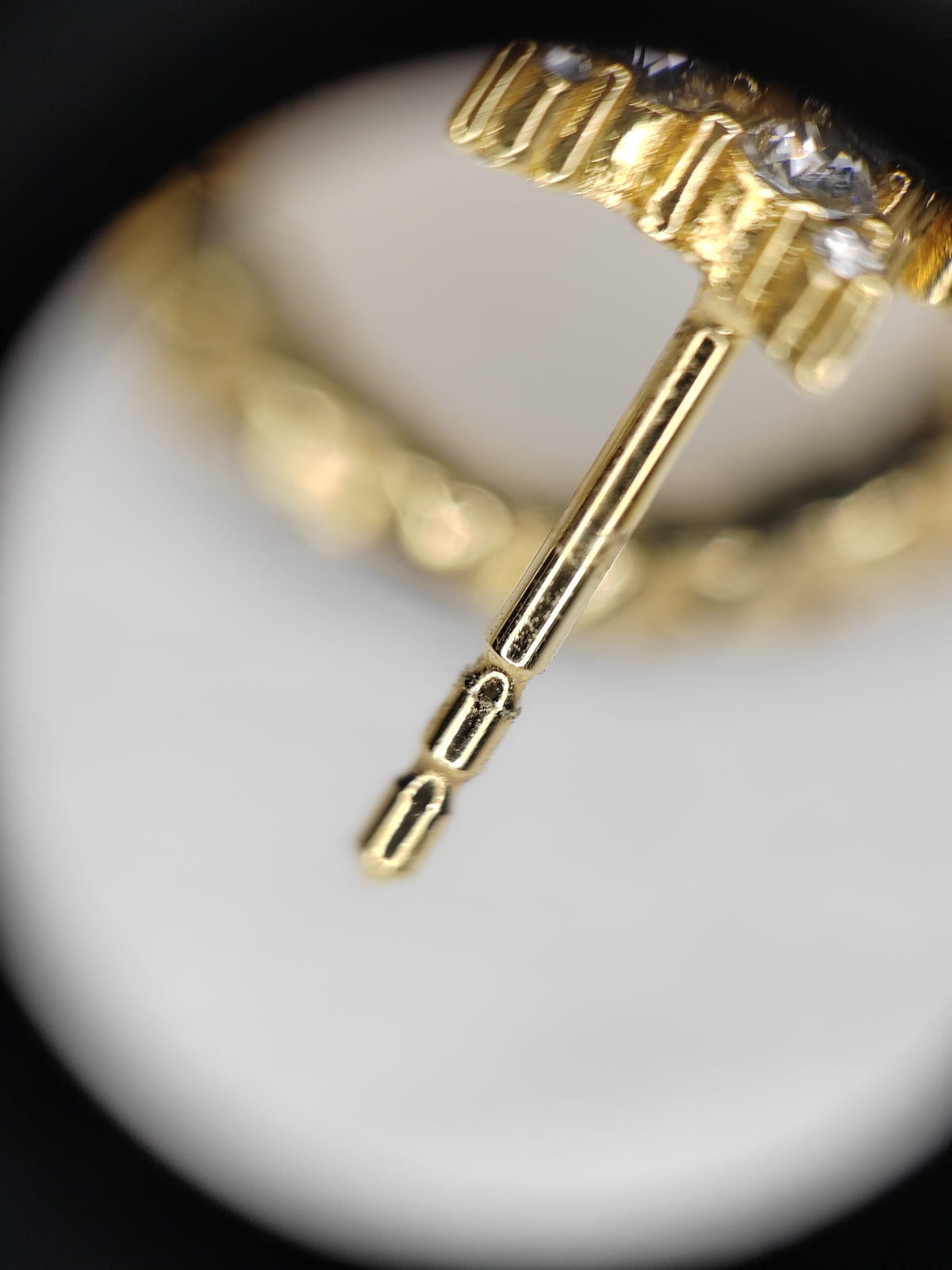 Dior - Other - Gold-tone base metal with crystal embellishments - Gold