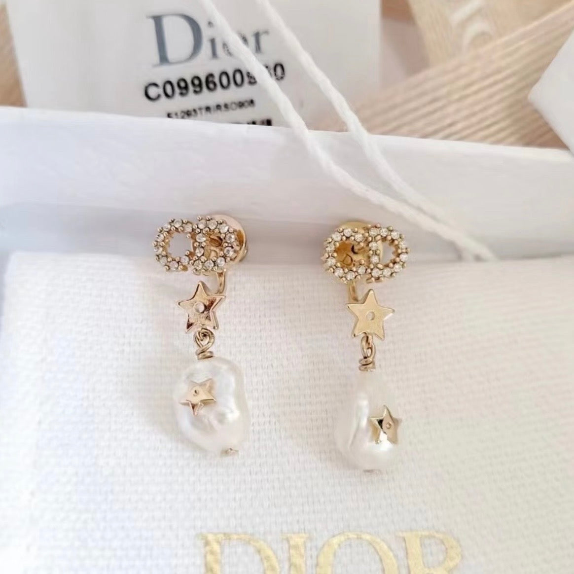Dior - Other - Gold-tone metal with crystal embellishments and pearl drops - Gold