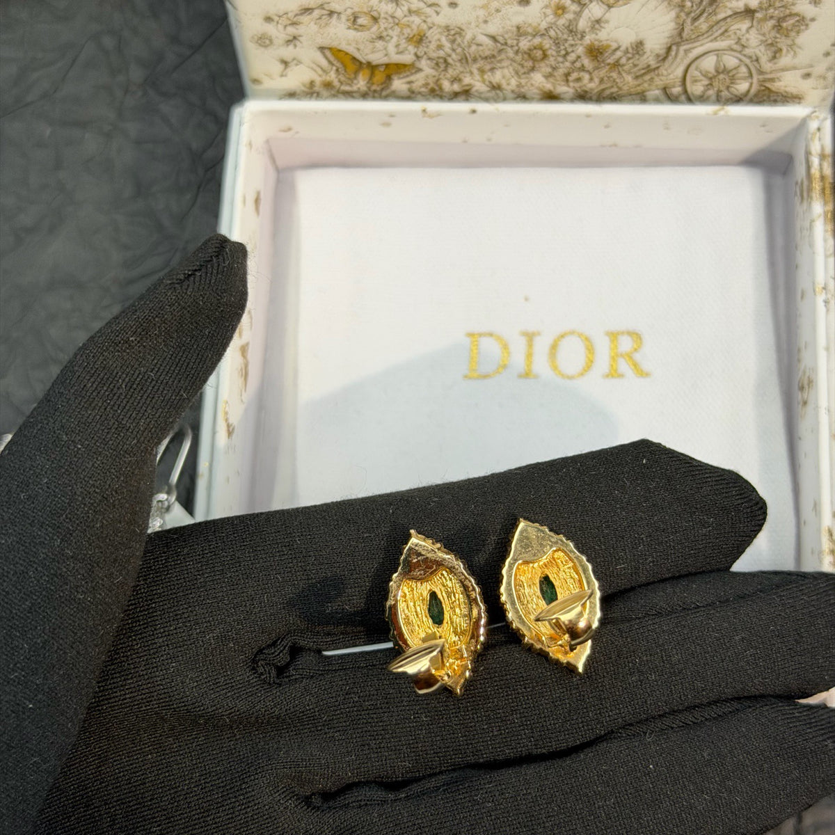 Dior - Other - Gold-tone metal with green and clear decorative stones. - Multicolour