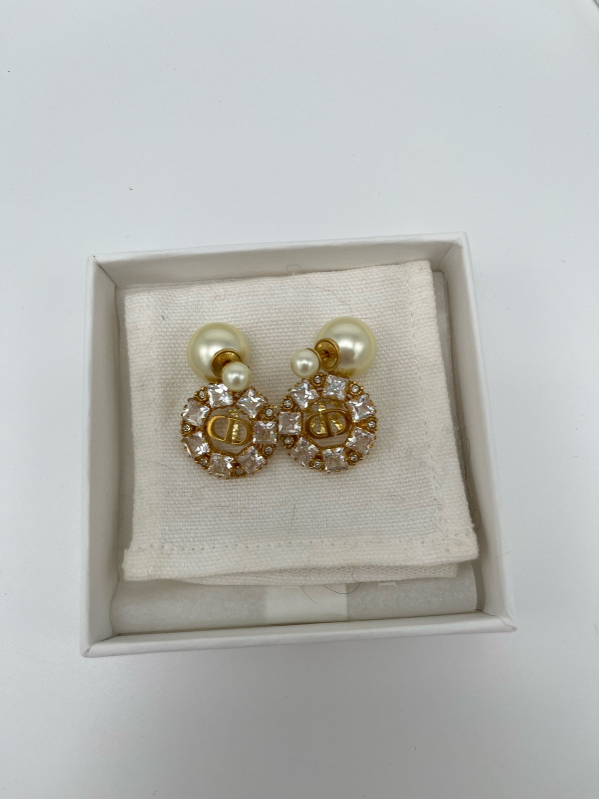 Dior - Other - Gold-tone metal with imitation pearls and clear crystal embellishments. - Gold - (One size)