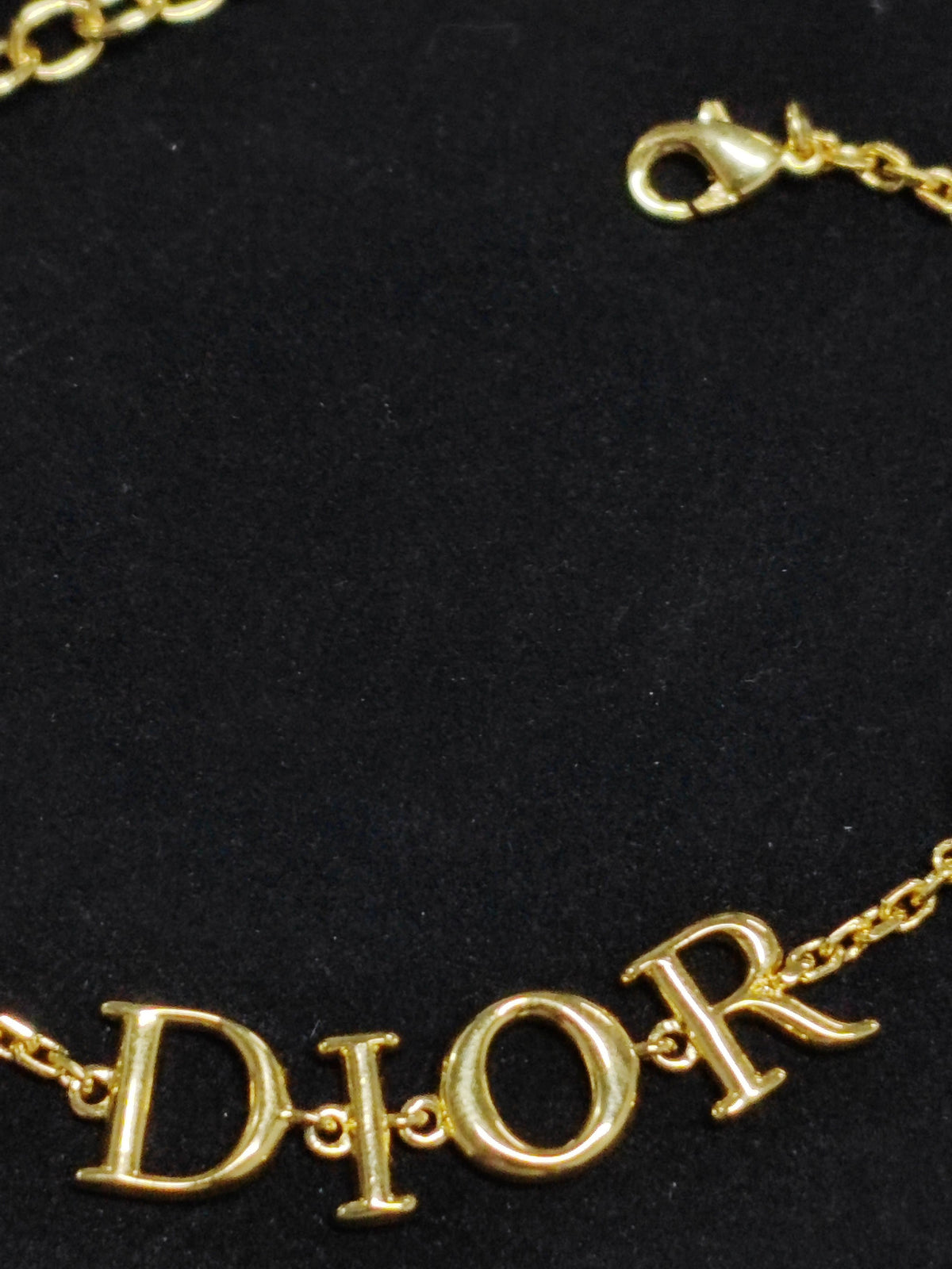 Dior - Other - Gold-tone metal with pearl-effect beads; bead composition unconfirmed. - Gold