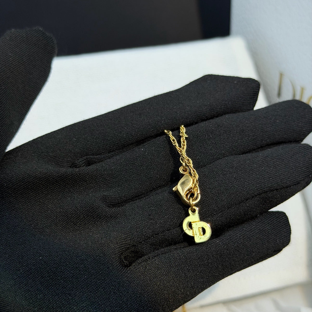 Dior - Other - Gold-tone metal with pearl-like accents; exact composition is unverified. - Gold