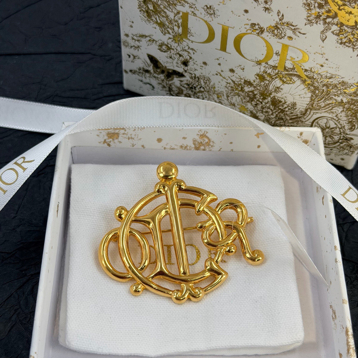 Dior - Other - Gold-tone plated metal - Gold