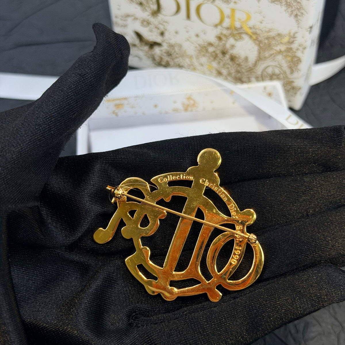 Dior - Other - Gold-tone plated metal - Gold