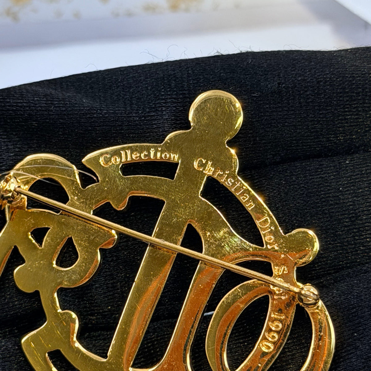 Dior - Other - Gold-tone plated metal - Gold