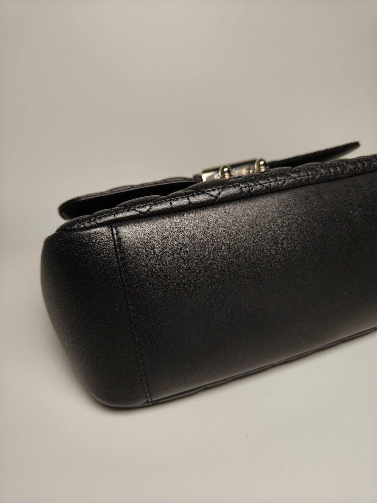 Dior - Other - Leather - Black