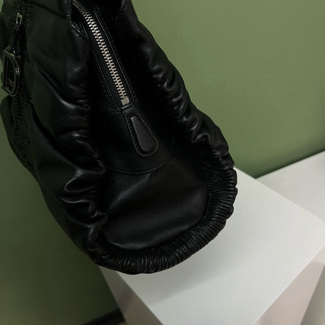 Dior - Other - Leather - Black - (large)