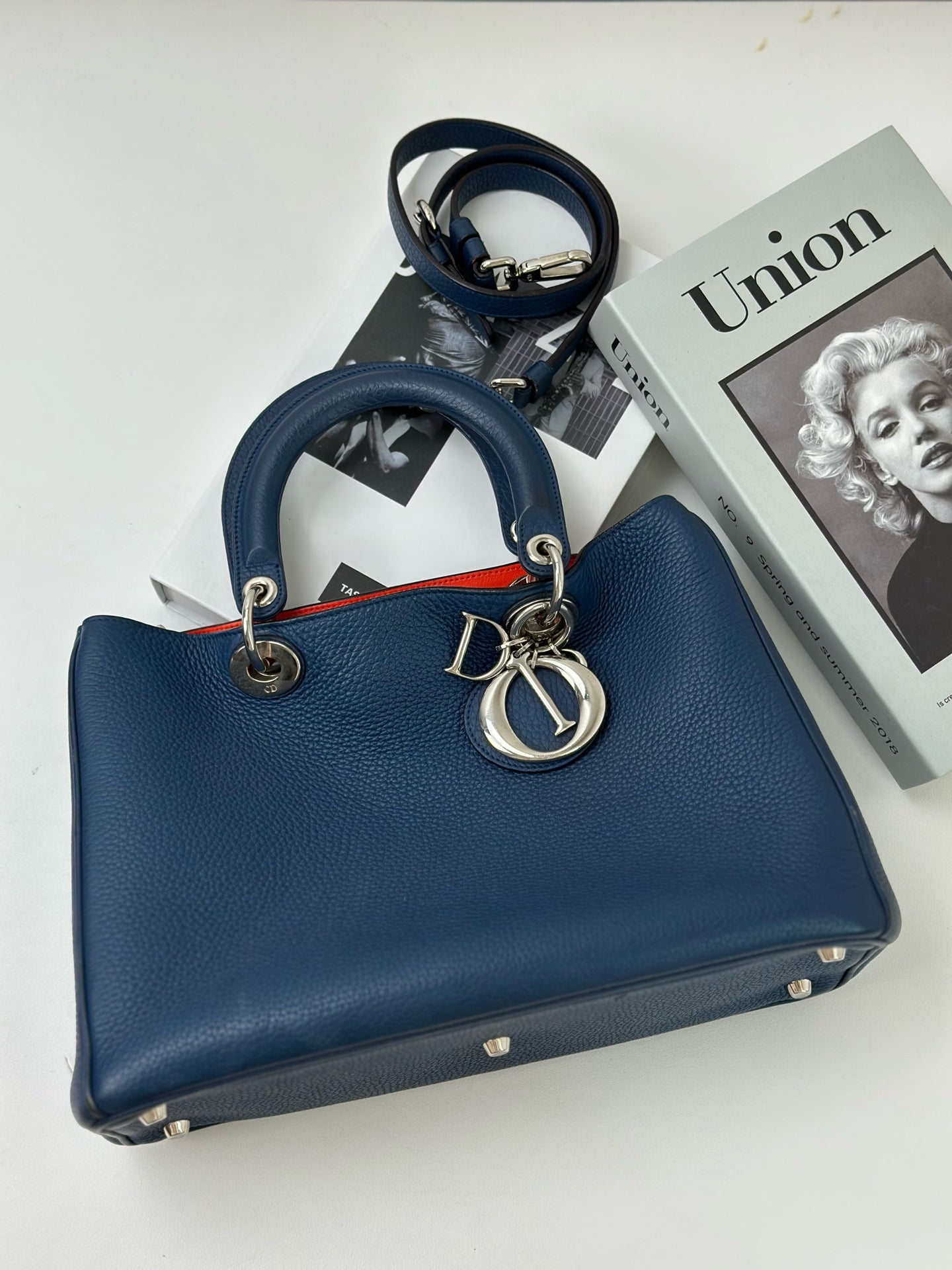 Dior - Other - Leather - Navy - (medium)