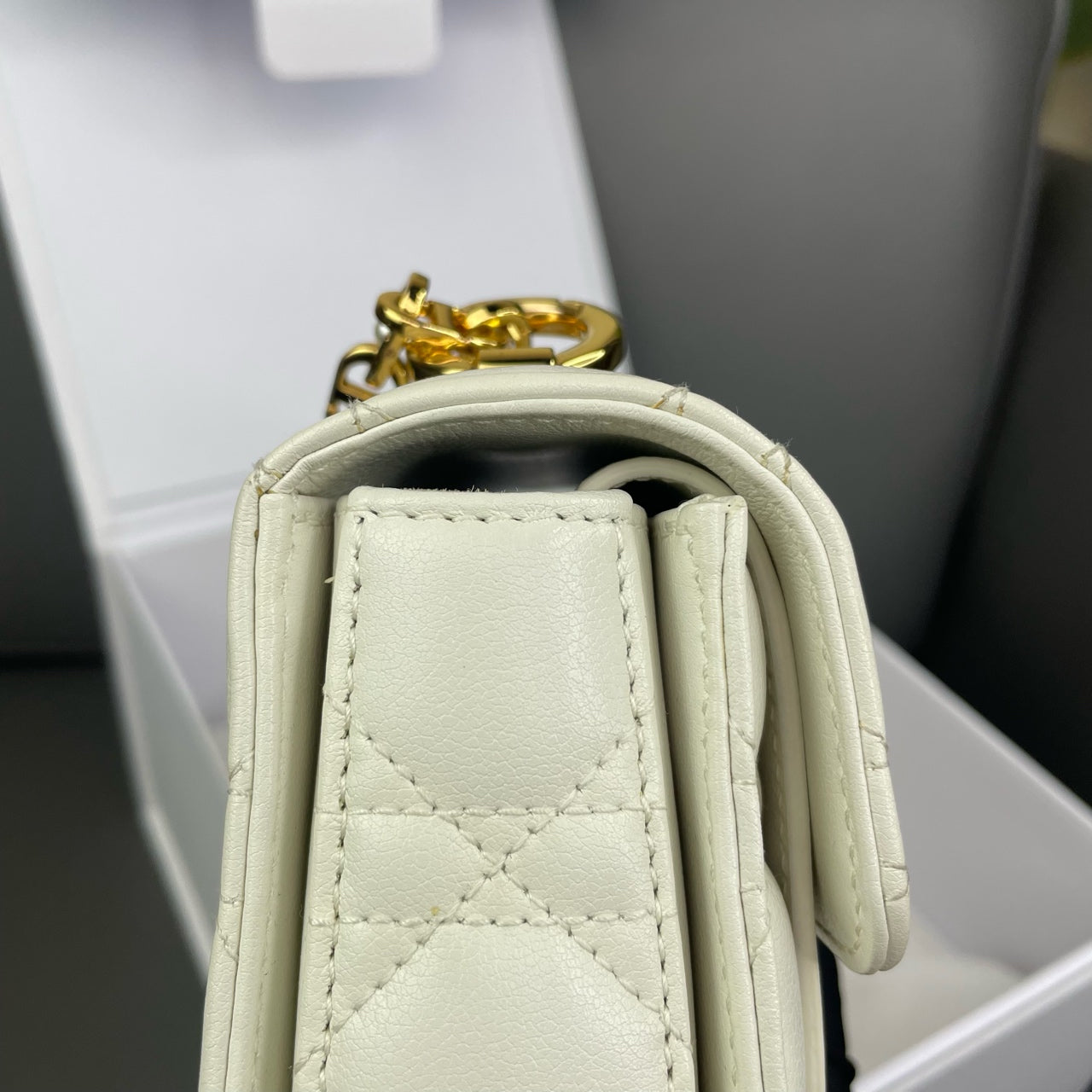 Dior - Other - Leather - White - (mini)