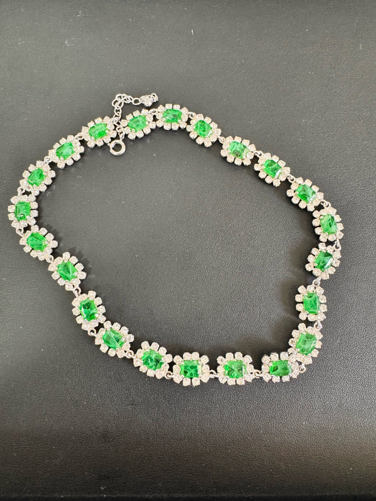 Dior - Other - Metal setting with green and clear faceted embellishments; exact composition is unspecified. - Green - (39 cm + 5 cm extension)