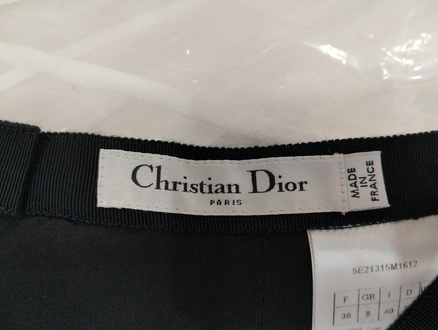 Dior - Other - Silk - Black - (36)