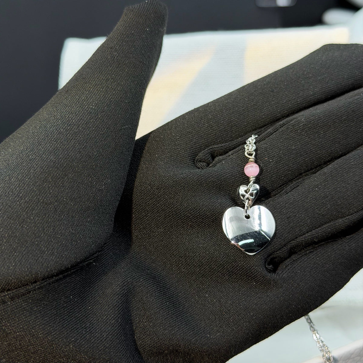 Dior - Other - Silver-tone metal with pink beads; bead material is unknown. - Multicolour