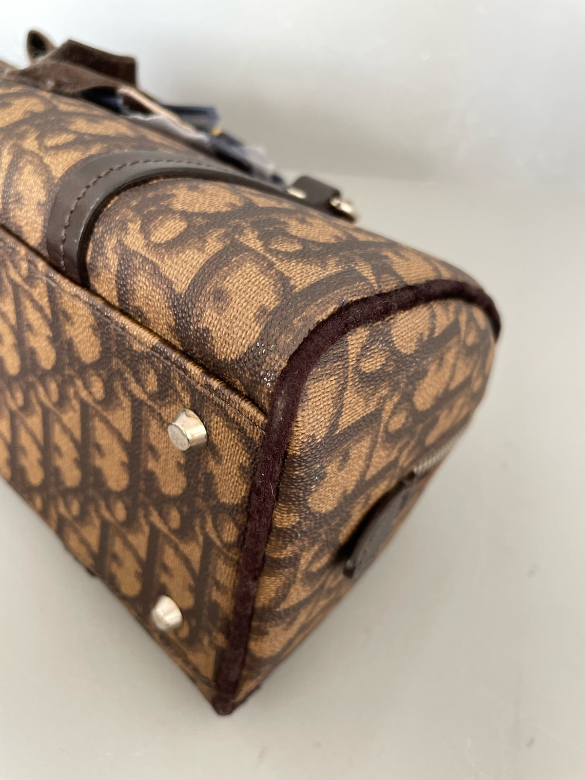 Dior - Other - Velvet - Brown - (mini)